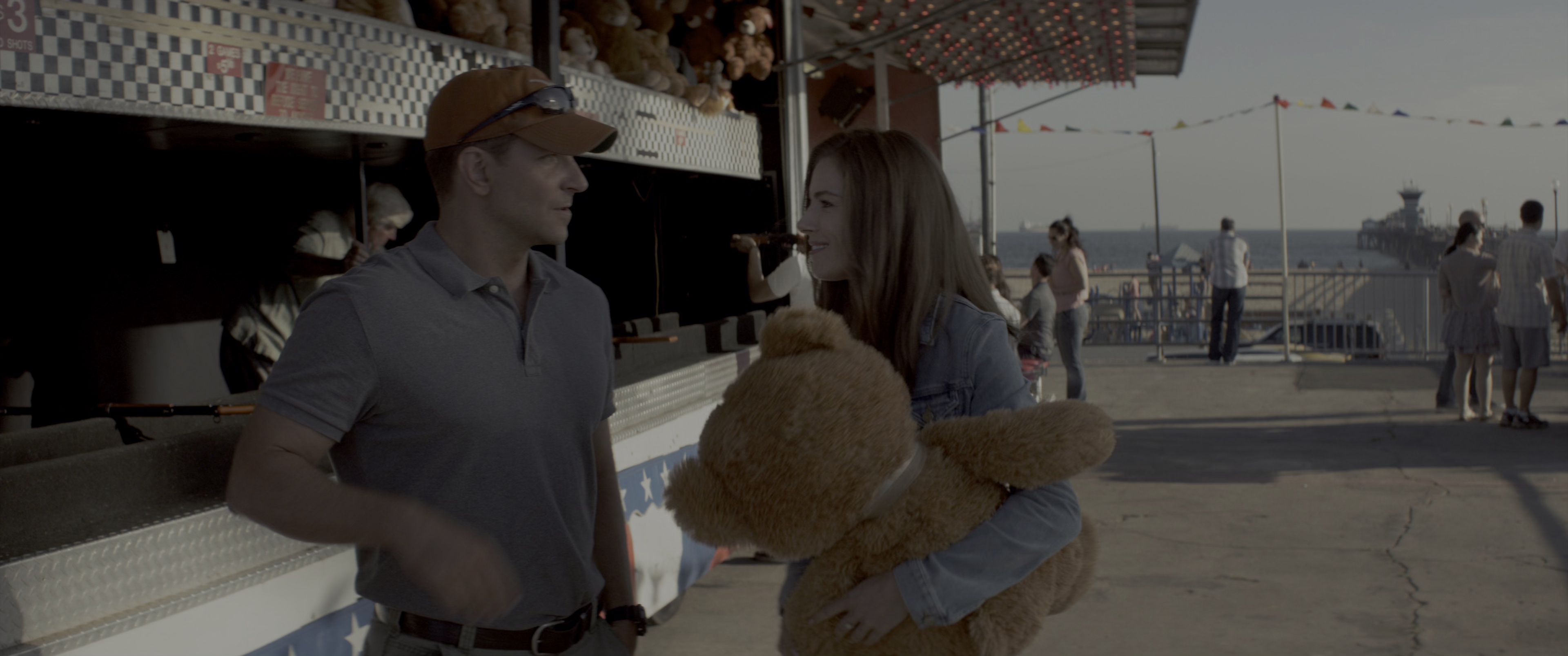 美国狙击手 [国粤英多音轨/简繁英字幕].American.Sniper.2014.Bluray.2160p.TrueHD7.1.HDR.x265.10bit-DreamHD 24.71GB-2.png