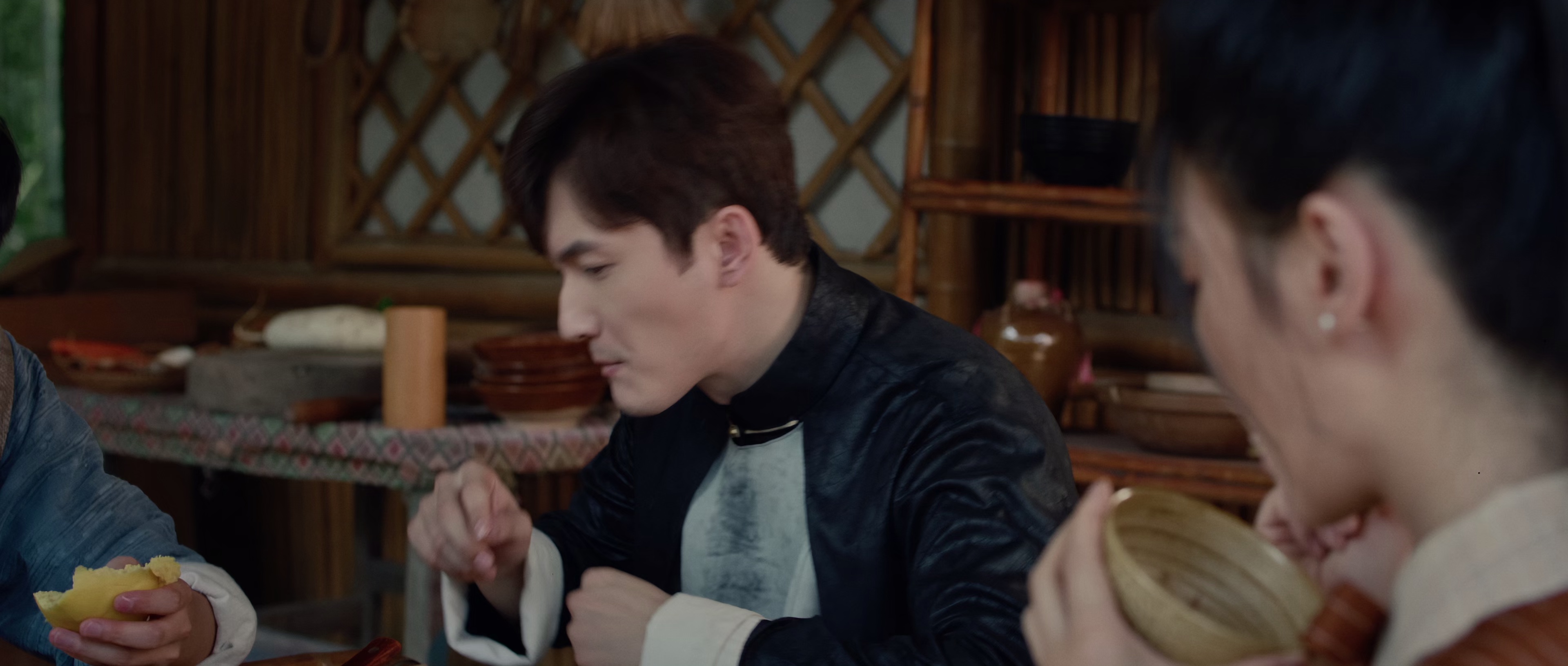 僵尸参将2 [高码版][国语配音/中文字幕].Zombies.Become.Generals.2.2026.2160p.WEB-DL.H265.HQ.AAC-PandaQT 8.61GB-5.png