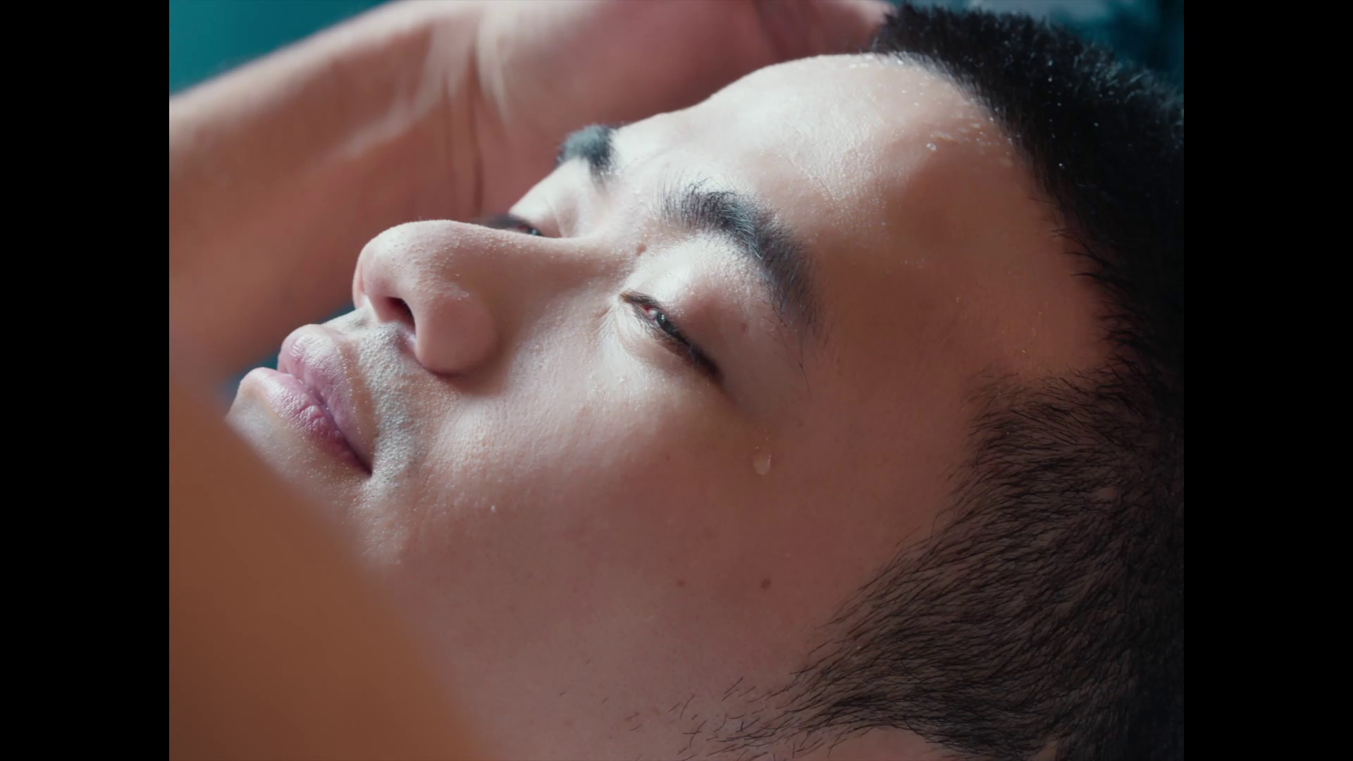 青春梦 [国语配音/中文字幕].Damp.2025.1080p.CATCHPLAY.WEB-DL.H264.AAC-QuickIO 0.34GB-3.png