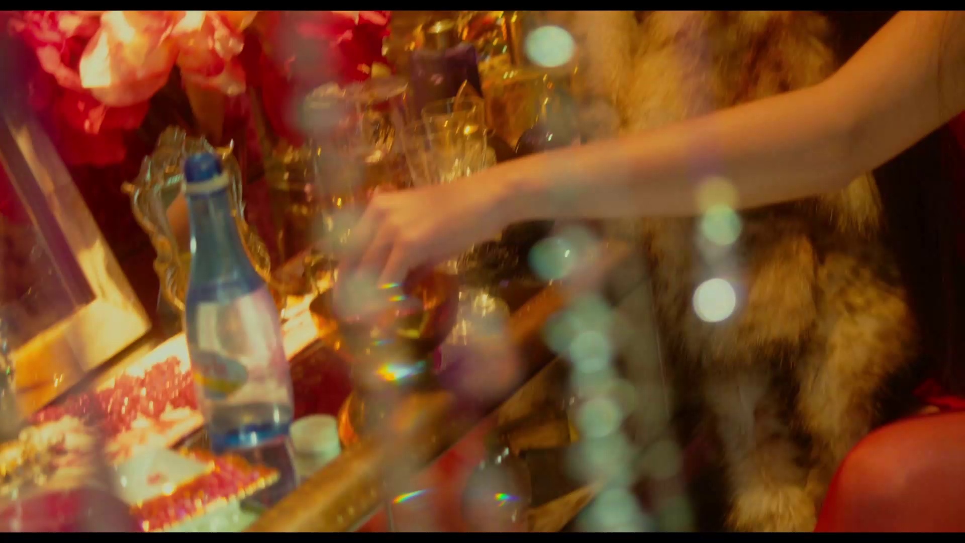 狼狈 [中文字幕].Helter.Skelter.2012.1080p.CATCHPLAY.WEB-DL.H264.AAC-QuickIO 3.68GB-4.png