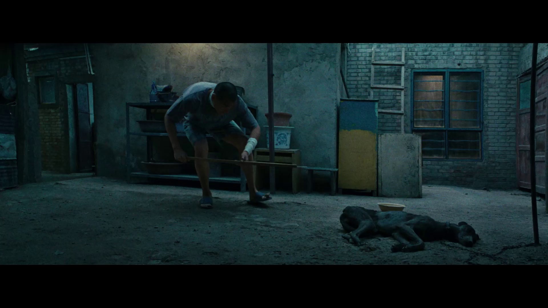 狗阵 [国语配音/中文字幕].Black.Dog.2024.1080p.CATCHPLAY.WEB-DL.H264.AAC-QuickIO 3.32GB-4.png