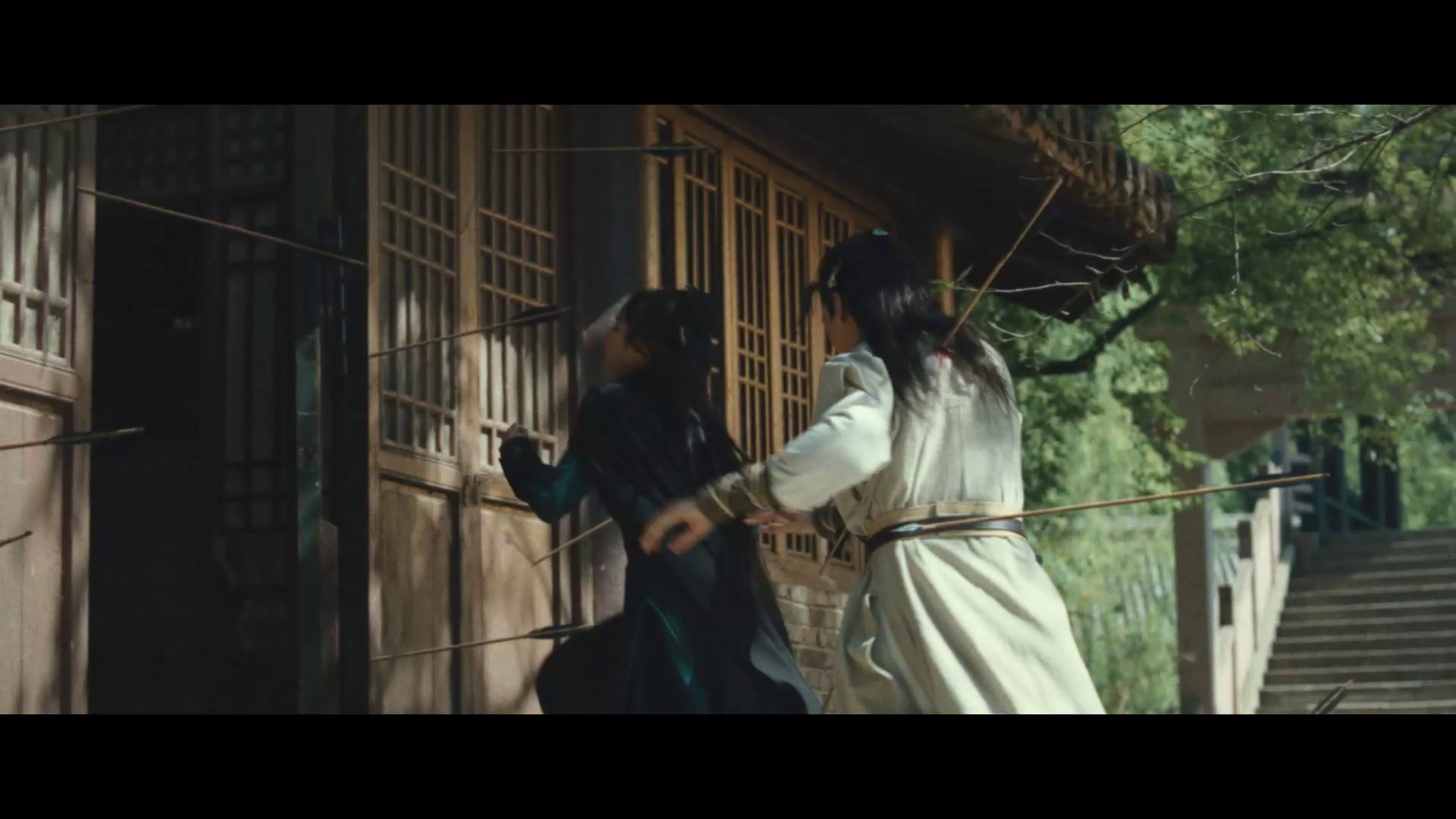 这个大侠有点怂 [国语配音/中文字幕].This.Hero.is.a.Bit.Timid.2024.1080p.CATCHPLAY.WEB-DL.H264.AAC-QuickIO 2.32GB-7.png