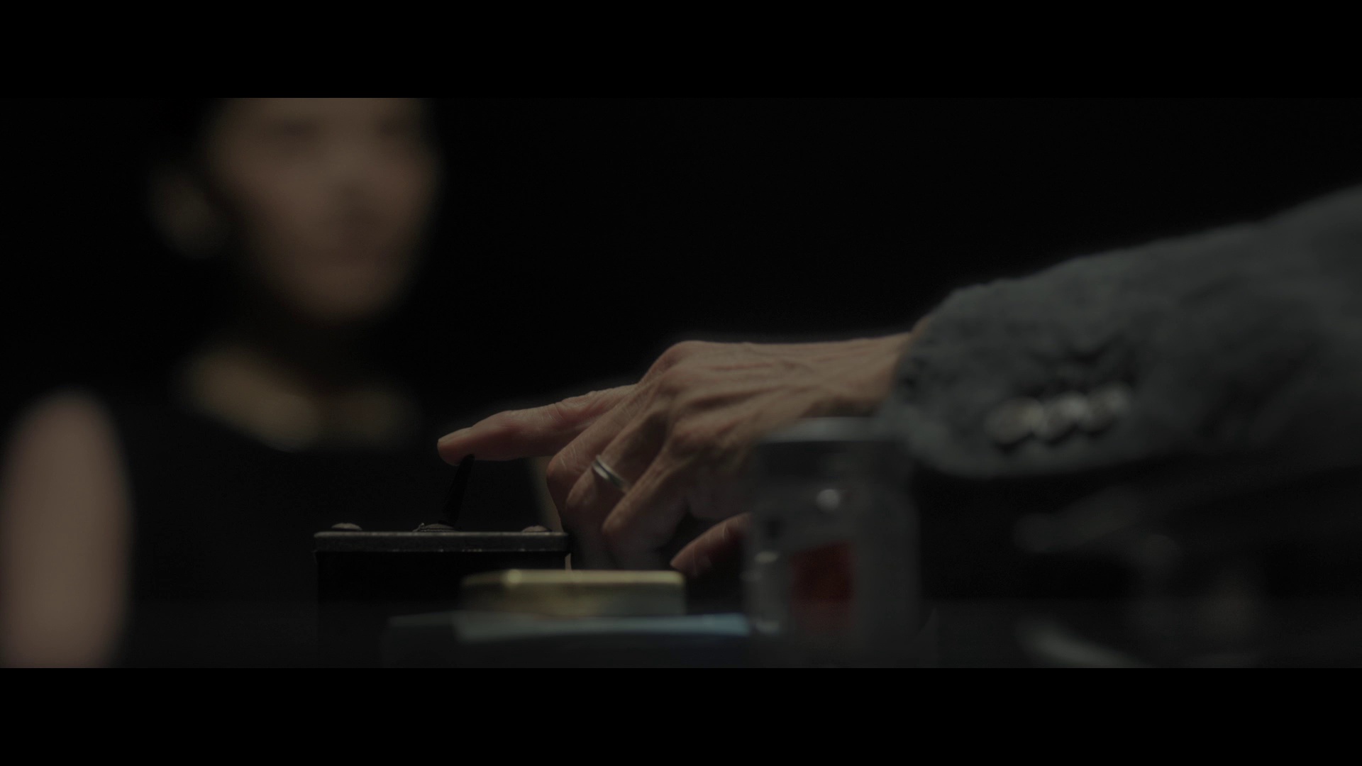 风林火山 [国粤语配音/中文字幕].Sons.of.the.Neon.Night.2025.1080p.WEB-DL.H264.AAC-QuickIO 8.37GB-4.png