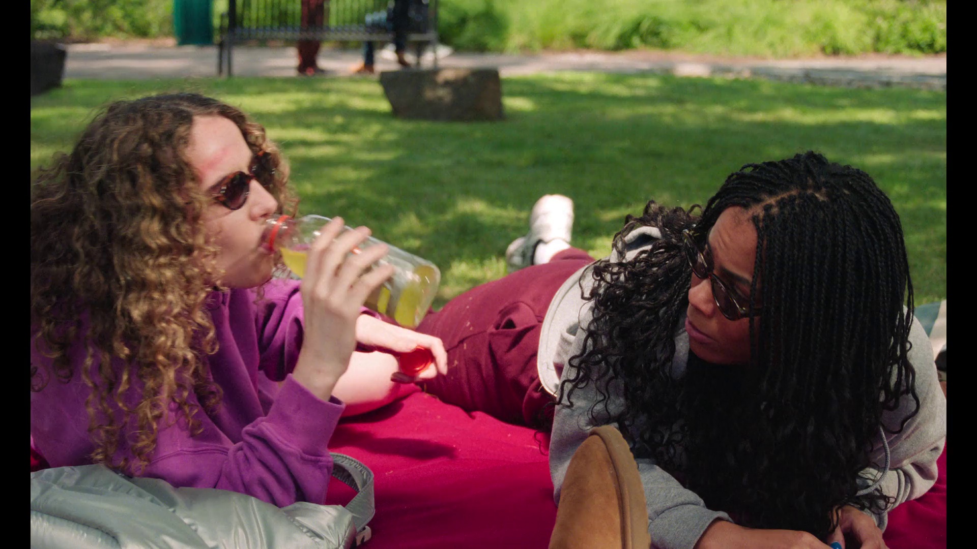 室友 [简繁英字幕].Roommates.2026.1080p.NF.WEB-DL.DDP5.1.Atmos.H264-PandaQT 4.30GB-3.png