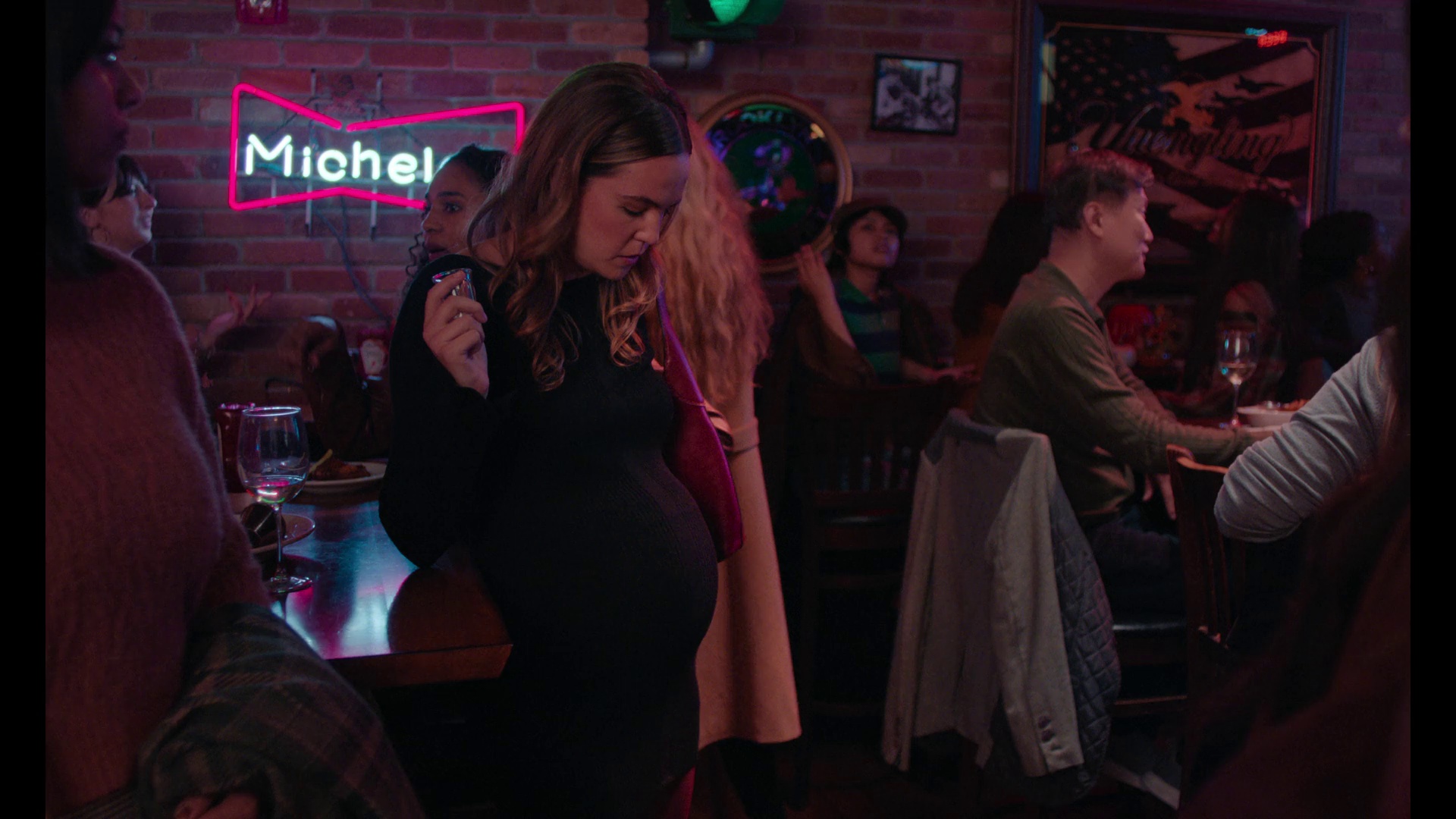 室友 [简繁英字幕].Roommates.2026.1080p.NF.WEB-DL.DDP5.1.Atmos.H264-PandaQT 4.30GB-4.png