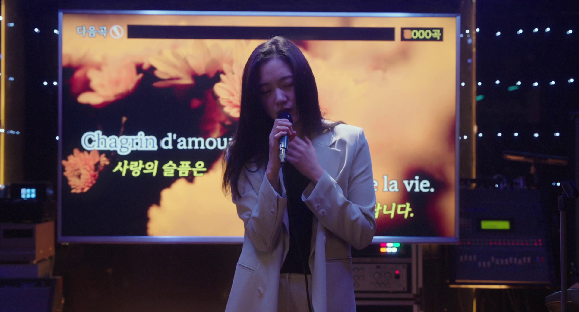 大都市的爱情法 [简繁英字幕].Love.in.the.Big.City.2024.1080p.BluRay.x265.10bit.DTS-CTRLHD 7.75GB-7.png