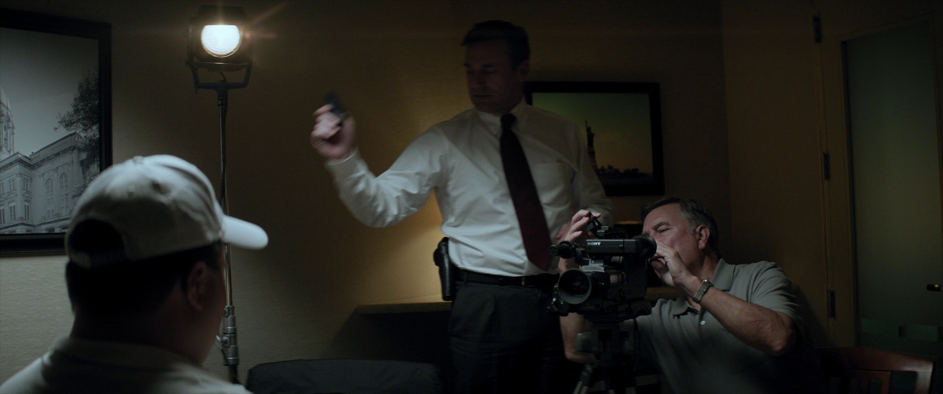 理查德·朱维尔的哀歌 [中文字幕].Richard.Jewell.2019.BluRay.1080p.DTS-HDMA5.1.x264-DreamHD 13.07GB-4.png