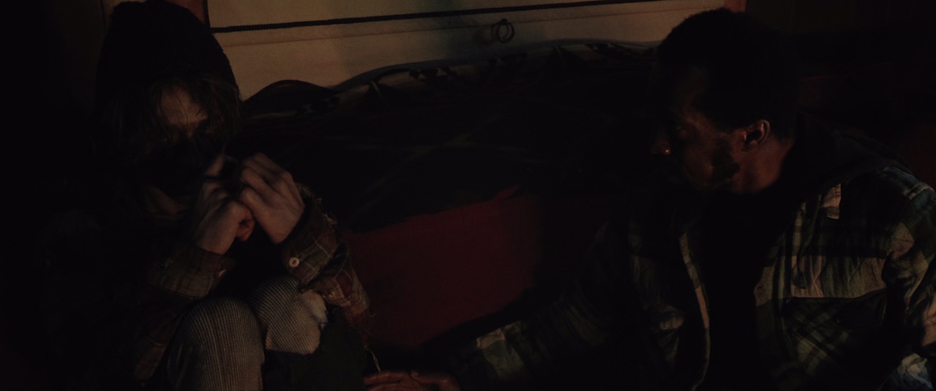 唇亡齿寒 [中文字幕].Tethered.2022.BluRay.1080p.DTS-HDMA2.0.x265.10bit-DreamHD 5.03GB-6.png