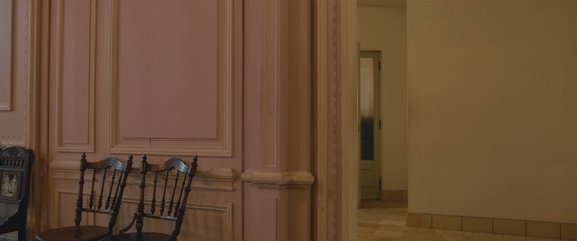 猫无赦 [简繁英字幕].Mad.Cats.2023.1080p.BluRay.x265.10bit.DTS-HD.MA.5.1-ParkHD 7.13GB-2.png