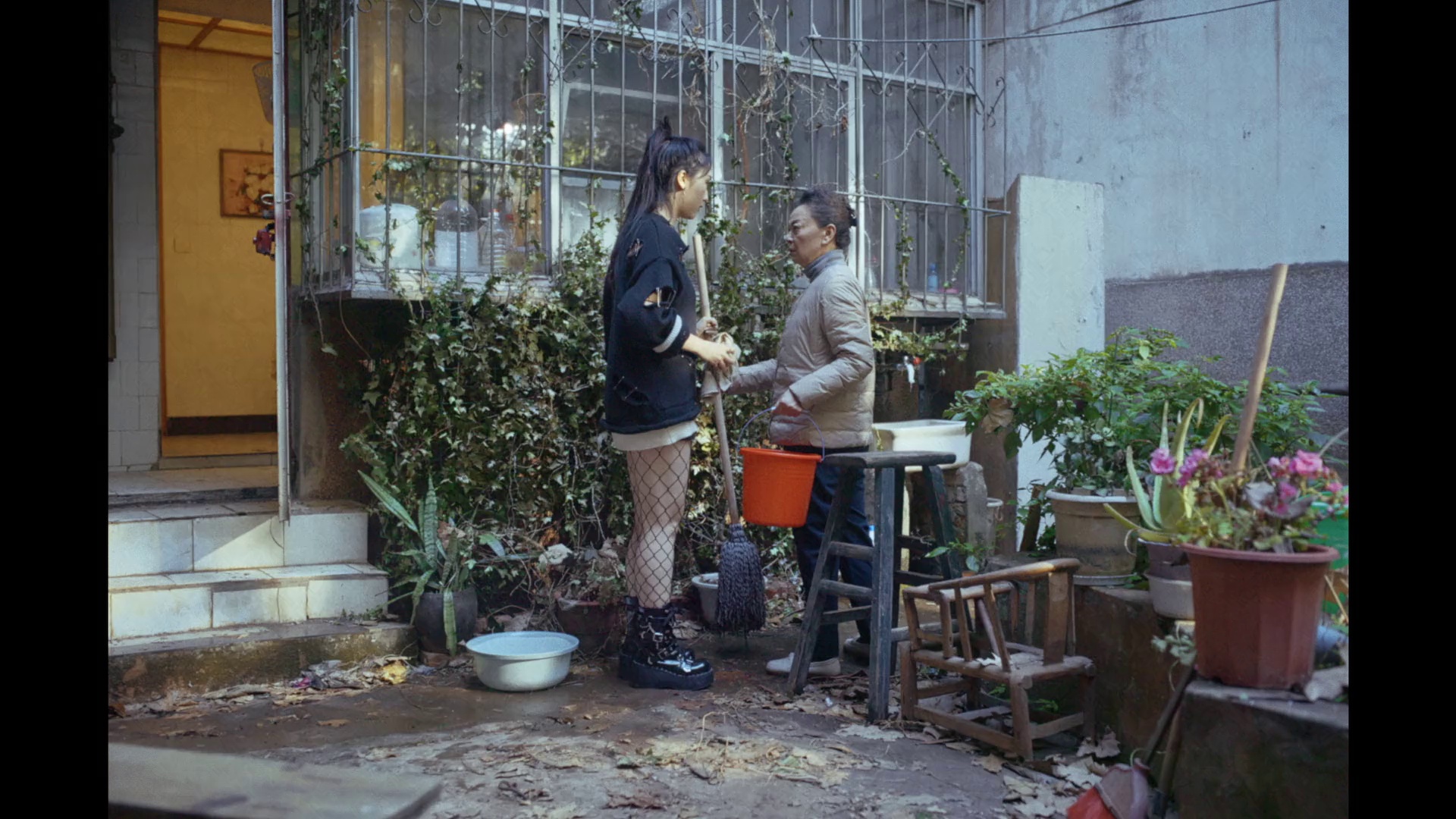 翠湖 [国语配音/中文字幕].As.The.Water.Flows.2026.1080p.WEB-DL.H264.AAC-QuickIO 1.88GB-3.png