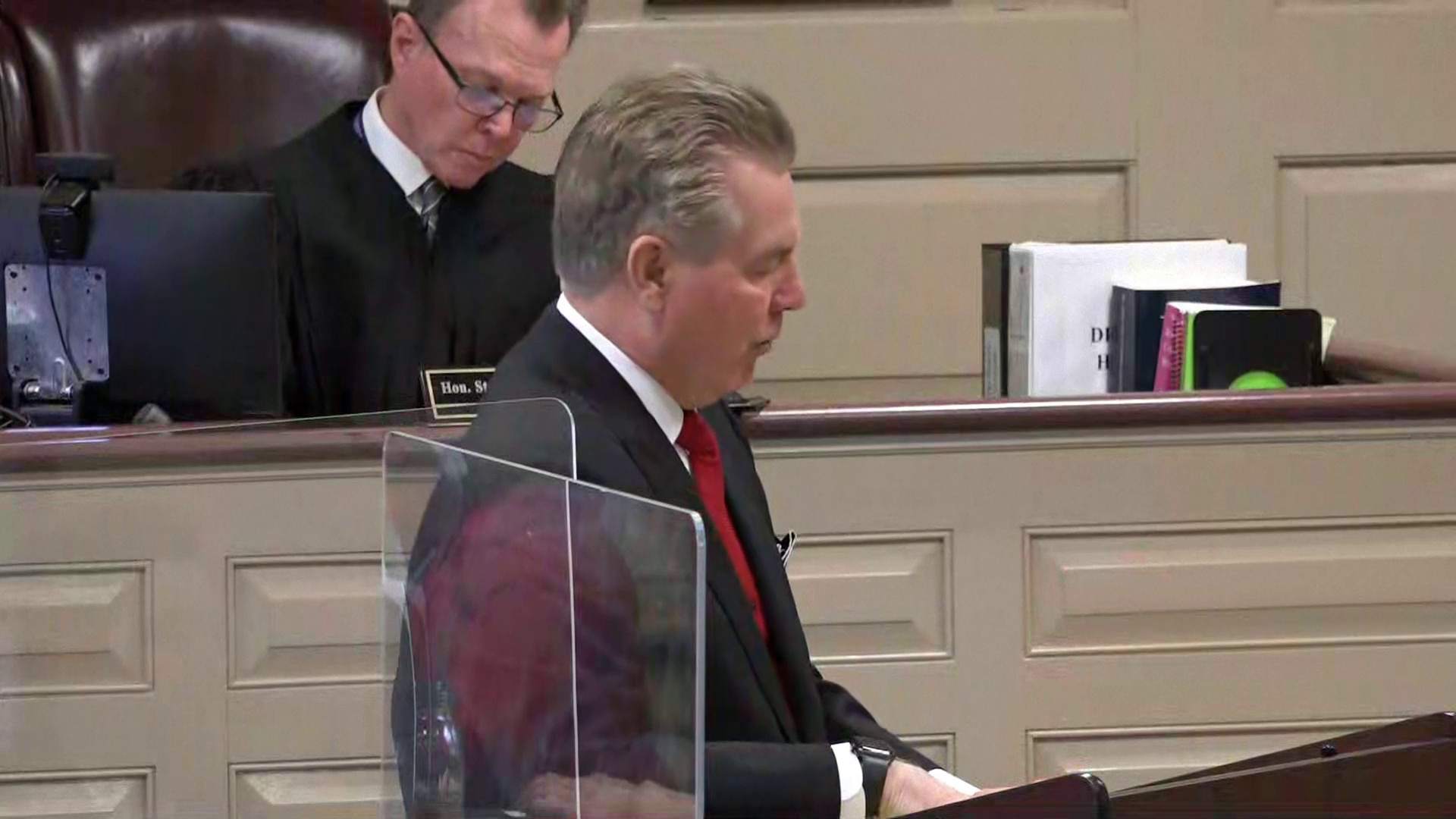 体坛秘史：马术名将枪击案 [简繁英字幕].2026.2160p.NF.WEB-DL.DDP.5.1.Atmos.H.265-DreamHD 9.52GB-5.png