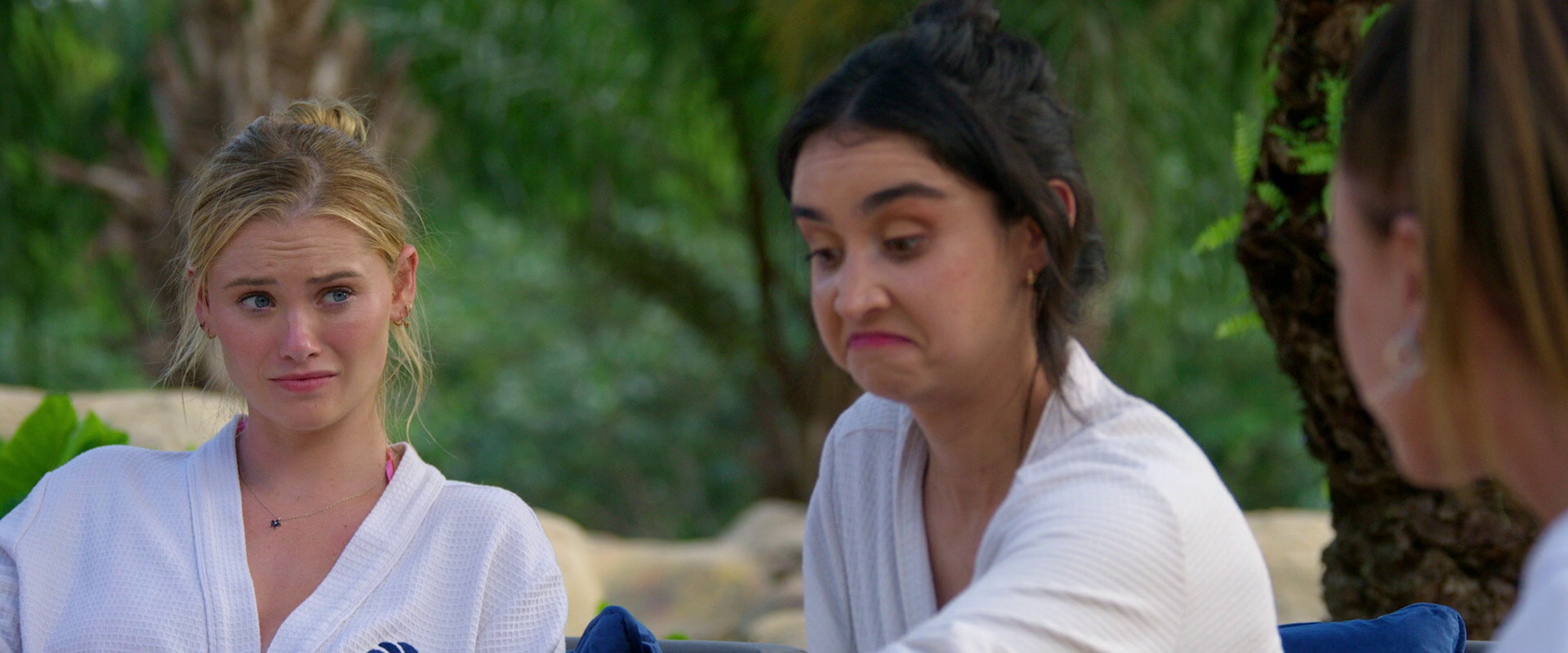 美丽的婚礼 [简繁英字幕].Beautiful.Wedding.2024.Bluray.1080p.DTS-HDMA5.1.x264-DreamHD 11.58GB-5.png