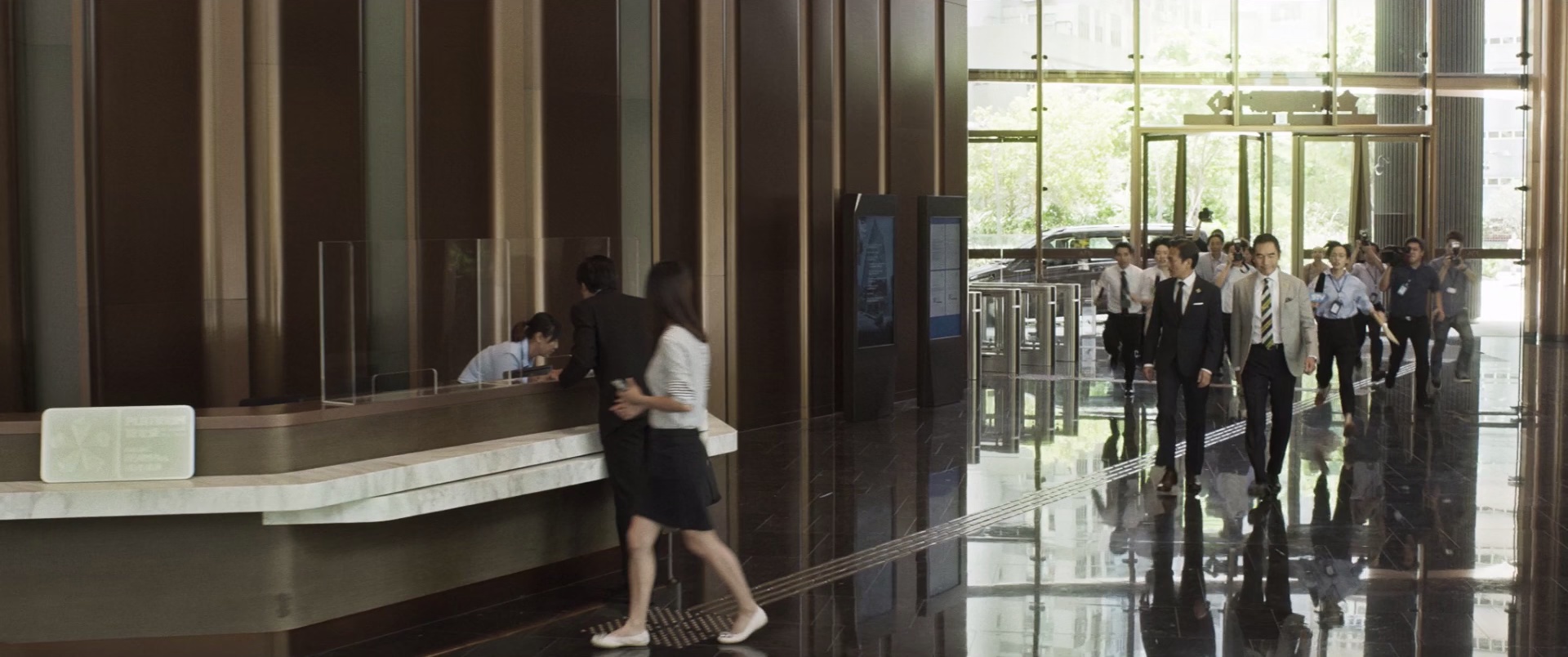 内幕 [国粤多音轨/简繁字幕].Under.Current.2025.1080p.BluRay.x265.10bit.WiKi 6.51GB-4.png