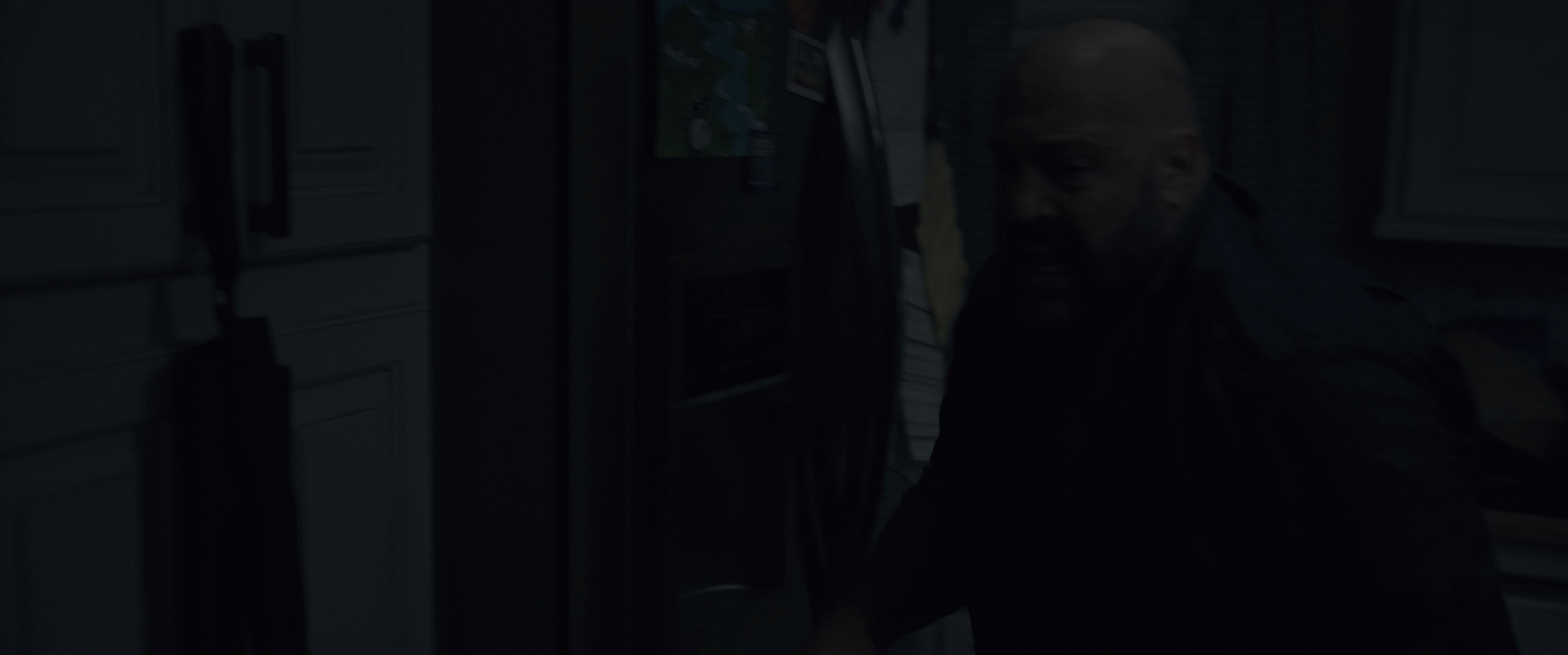 黑枪高举 [简繁英字幕].Guns.Up.2025.Bluray.2160p.DTS-HDMA5.1.HDR.x265.10bit-DreamHD 16.65GB-5.png