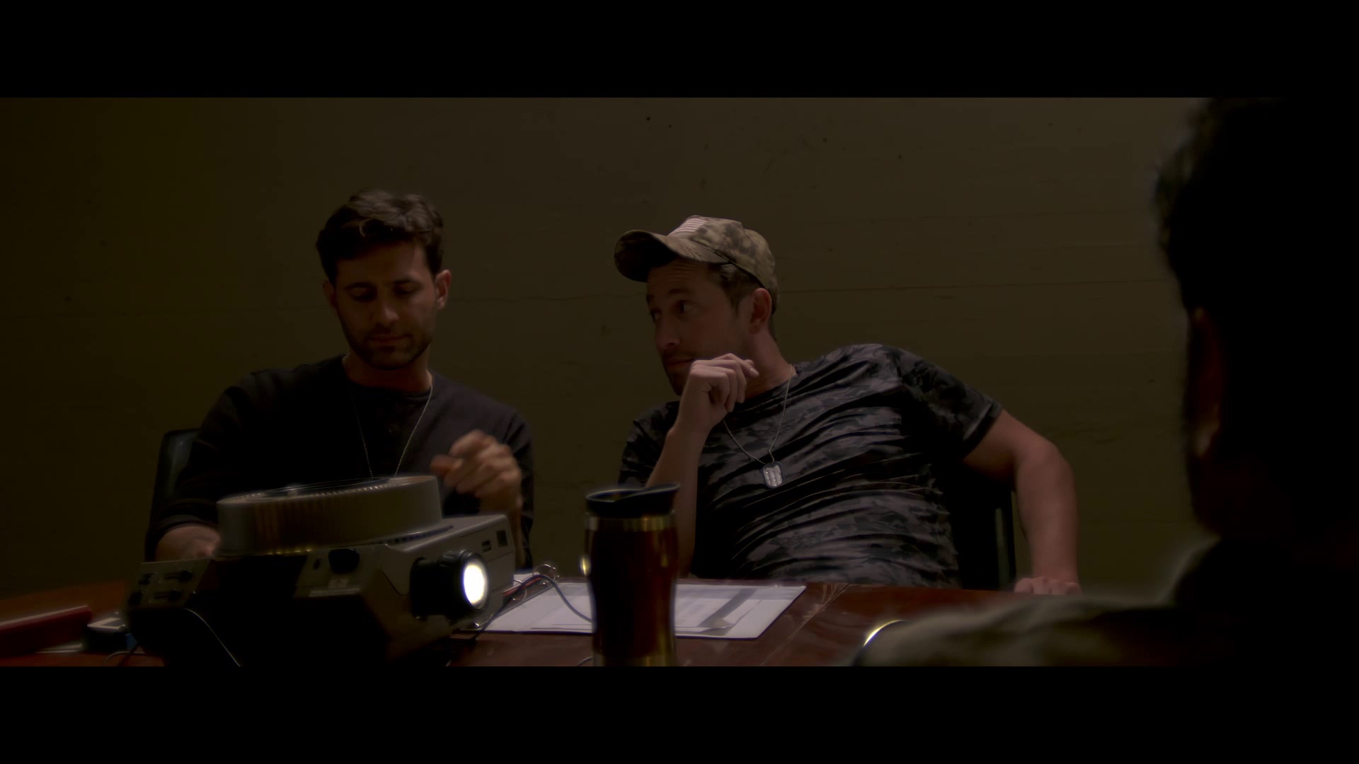 Bone.Cold [中文字幕].Bone.Cold.2022.1080p.CATCHPLAY.WEB-DL.H264.AAC-QuickIO 3.12GB-2.png