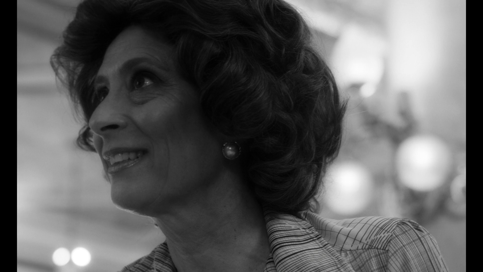 伊雅·穆拉诺：下午茶杀机 [简繁英字幕].2026.1080p.NF.WEB-DL.DDP.5.1.Atmos.H.264-DreamHD 4.08GB-4.png