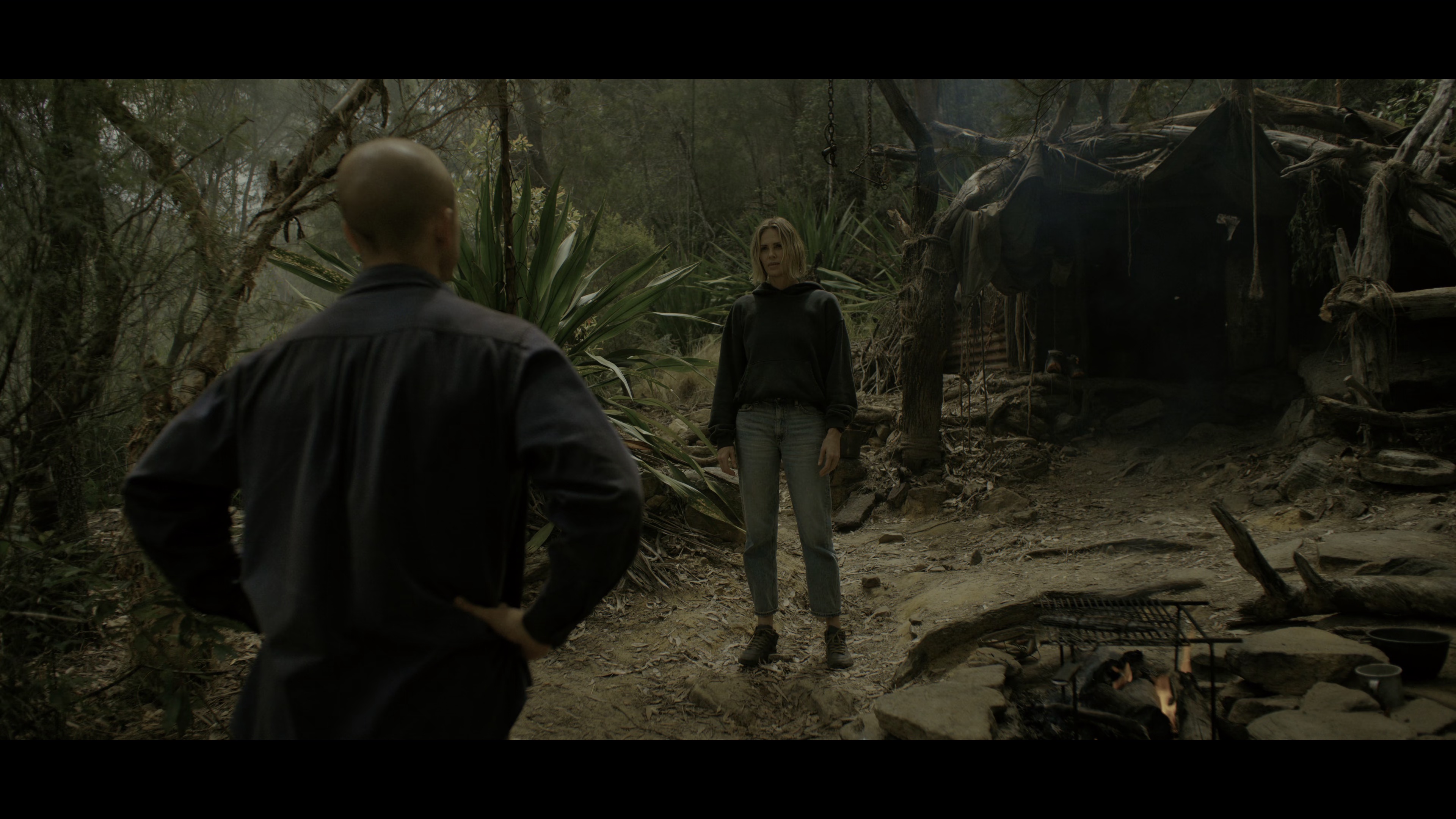 巅峰猎杀 [简繁英字幕].Apex.2026.2160p.NF.WEB-DL.DDP5.1.Atmos.HDR.H.265-PandaQT 13.35GB-3.png