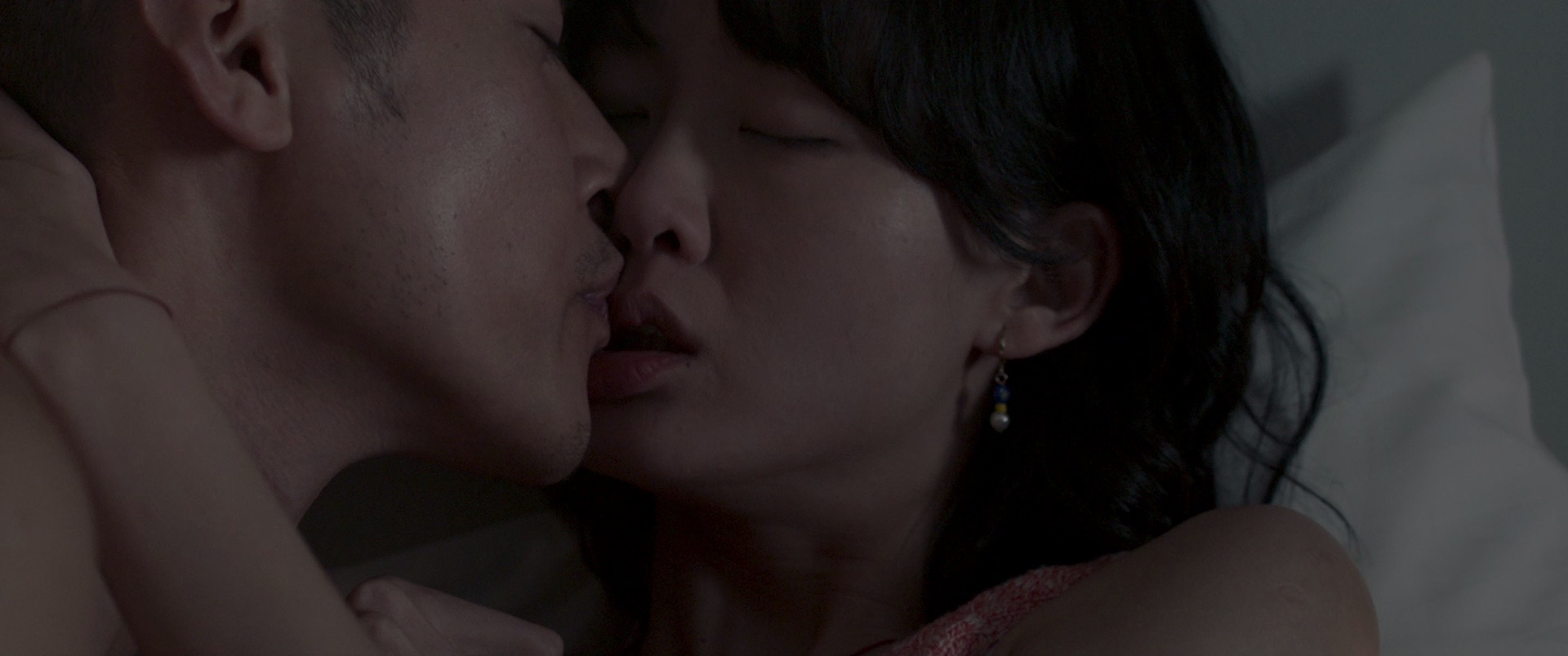 像我这样的爱情 [国粤多音轨/简繁字幕].Someone.Like.Me.2025.1080p.BluRay.x265.10bit-CTRLHD 6.56GB-4.png