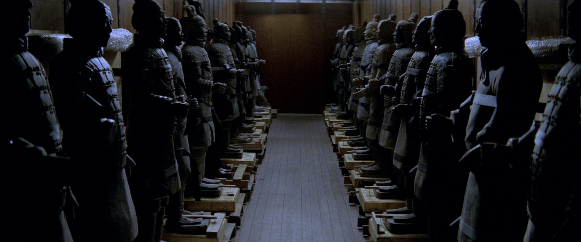 尖峰时刻2 [国英多音轨/简繁英字幕].Rush.Hour.2.2001.BluRay.1080p.DTS-HDMA5.1.x264-DreamHD 10.54GB-5.png