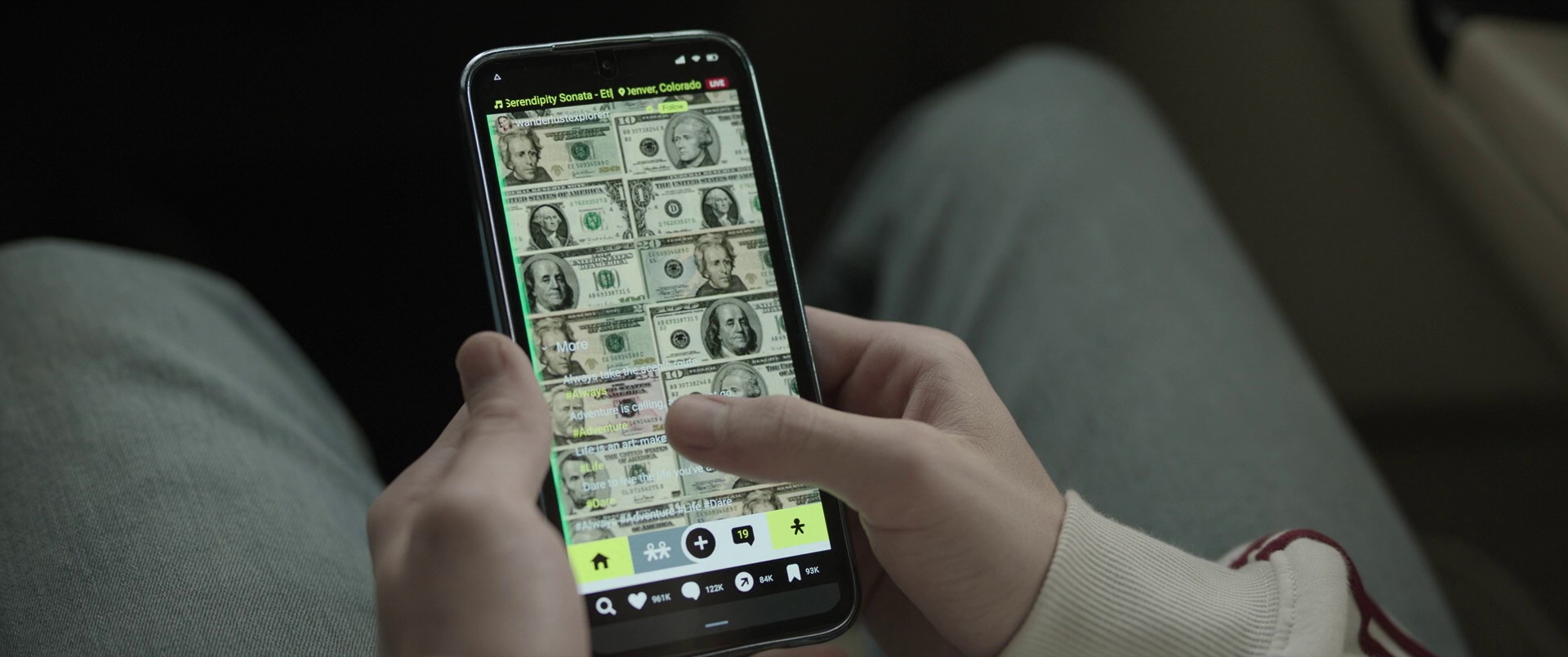 团战之夜 [简繁英字幕].Good.Luck.Have.Fun.Dont.Die.2025.Bluray.1080p.TrueHD7.1.x2 65.10bit-DreamHD 8.72GB-3.png