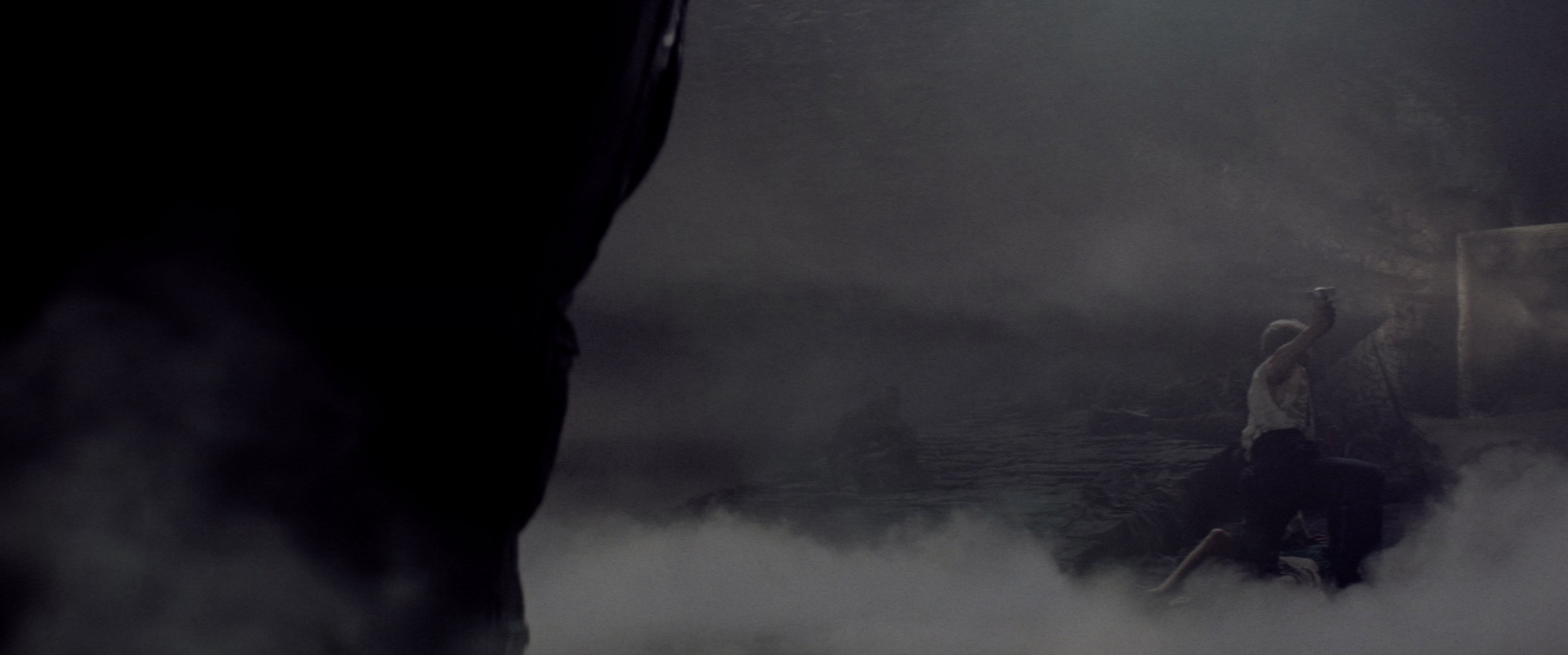 魔鬼战士堡 [HDR/杜比视界双版本][简繁英字幕].The.Keep.1983.2160p.UHD.BluRay.DV.x265.10bit.DTS-HD.MA2.0-ParkHD 18.34GB-7.png