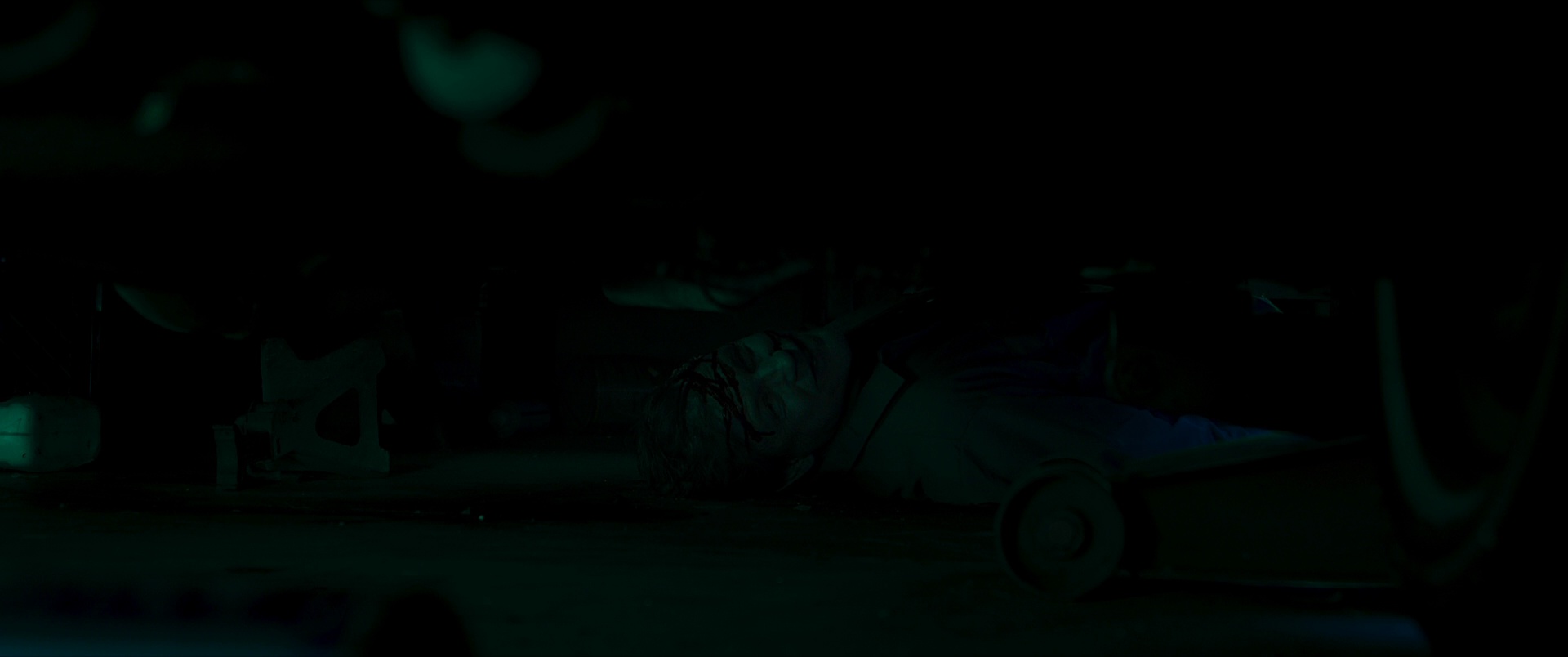 爬行异种 [中文字幕].It.Crawl.Beneath.2022.BluRay.1080p.DTS-HD.MA.5.1.x264-DreamHD 9.87GB-5.png