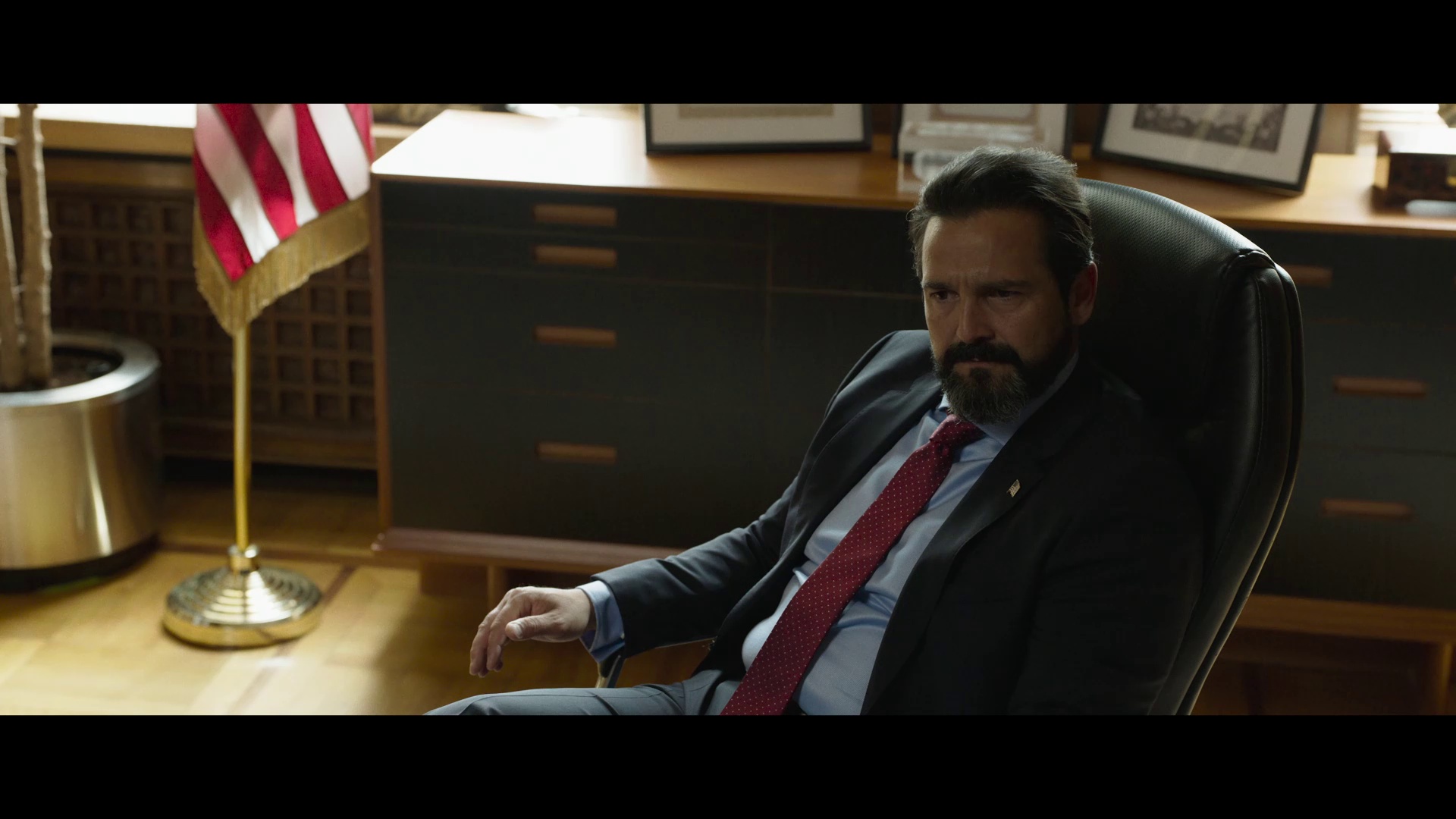 失忆刺客 [中文字幕].Memory.2022.1080p.CATCHPLAY.WEB-DL.H264.AAC-QuickIO 3.26GB-7.png