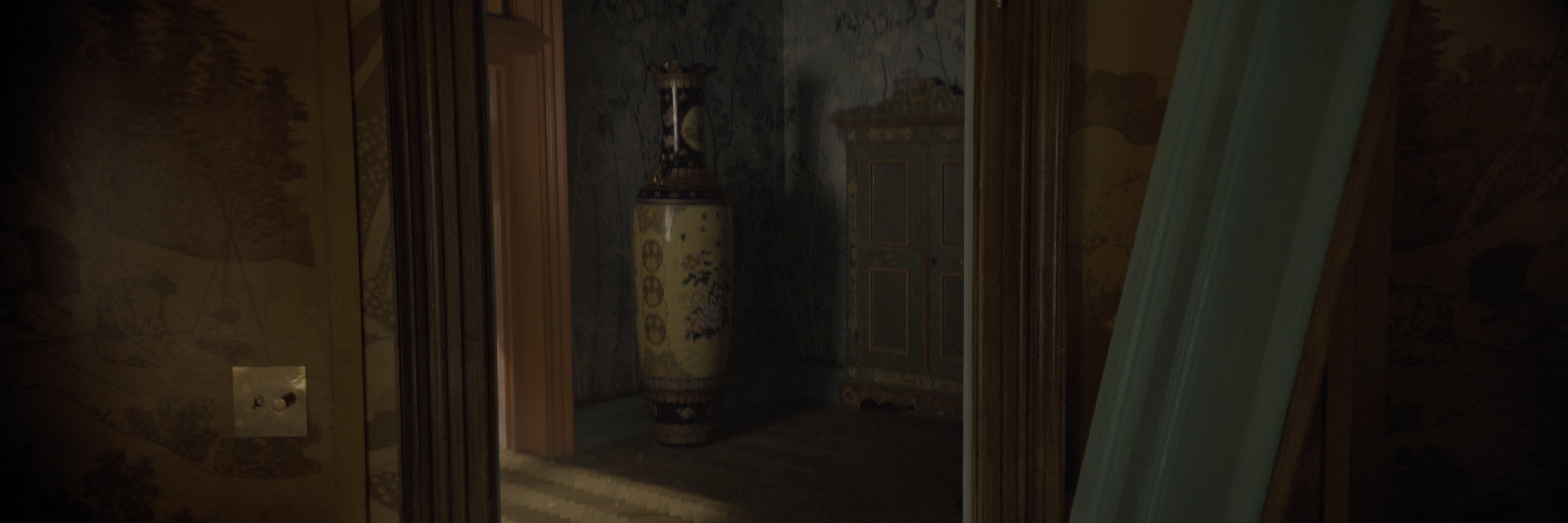 尘兔 [HDR/杜比视界双版本][简繁英字幕].Dust.Bunny.2025.Bluray.2160p.TrueHD. 7.1.DoVi.HDR.x265.10bit-DreamHD 17.64GB-3.png