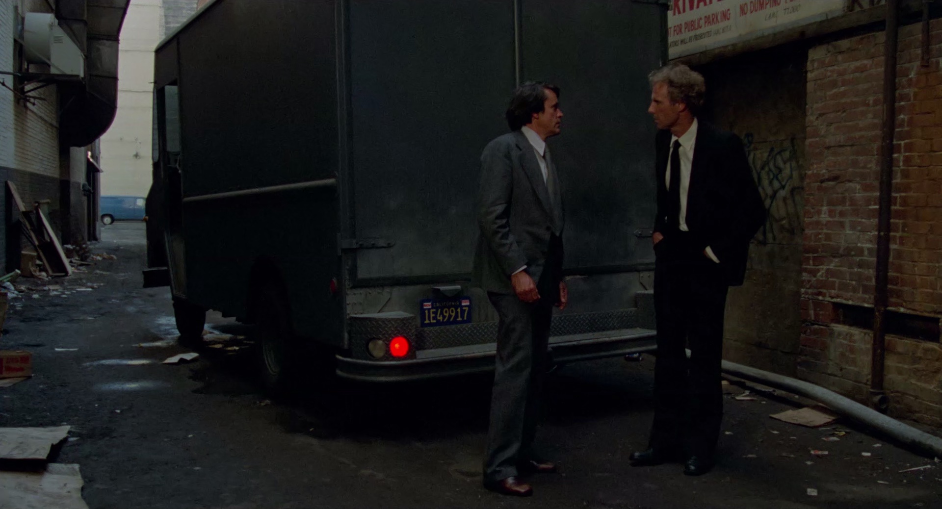 虎口拔牙 [中文字幕].The.Driver.1978.BluRay.1080p.LPCM.2.0.x265.10bit-DreamHD 7.92GB-3.png