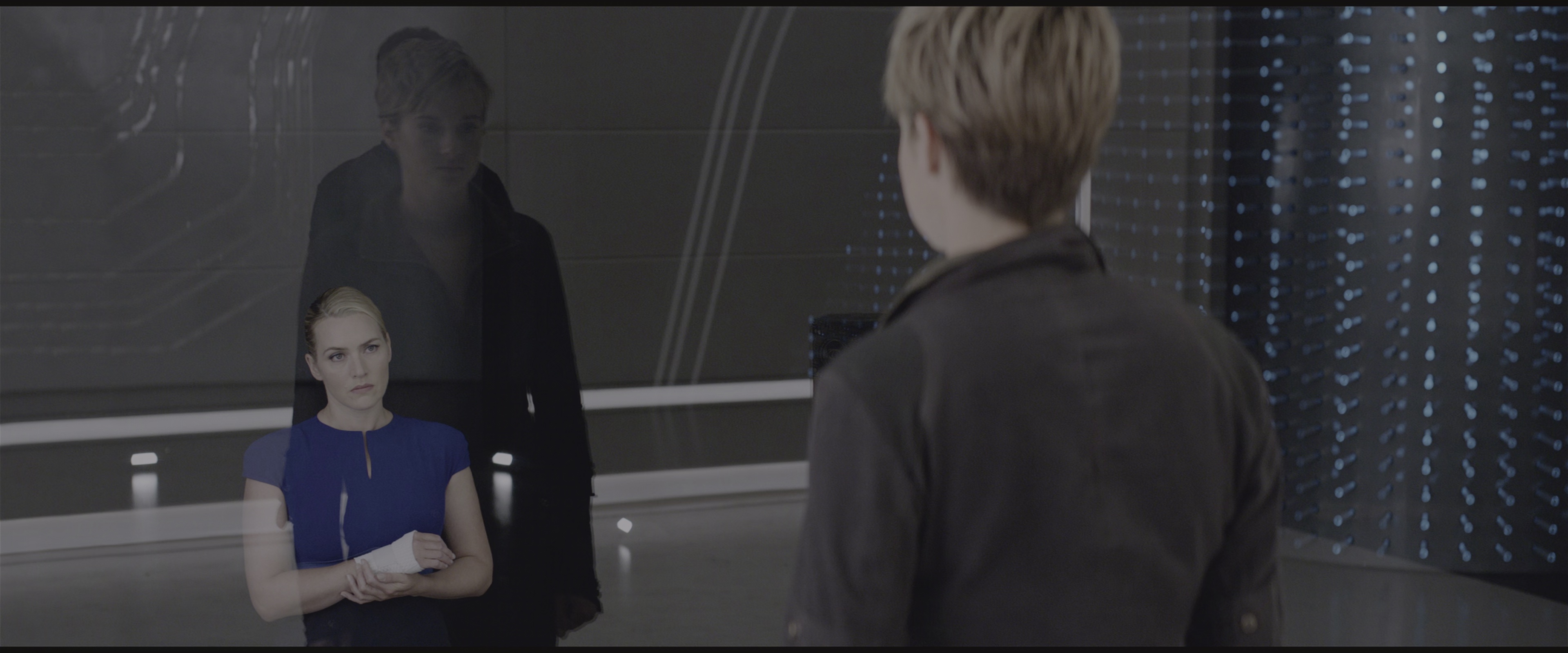 分歧者：异类觉醒 [共3部合集][简繁英字幕].2160p.BluRay.2160p.Atmos.TrueHD7.1.x265.10bit-DreamHD 27.77GB-5.png