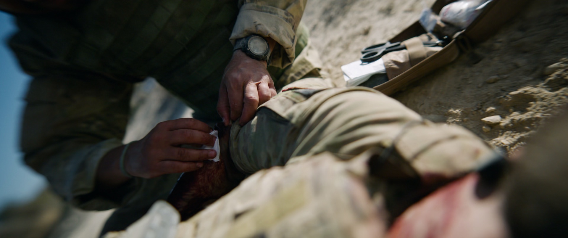 盟约 [简繁英字幕].The.Covenant.2023.BluRay.1080p.TrueHD7.1.x265.10bit-DreamHD 6.79GB-5.png