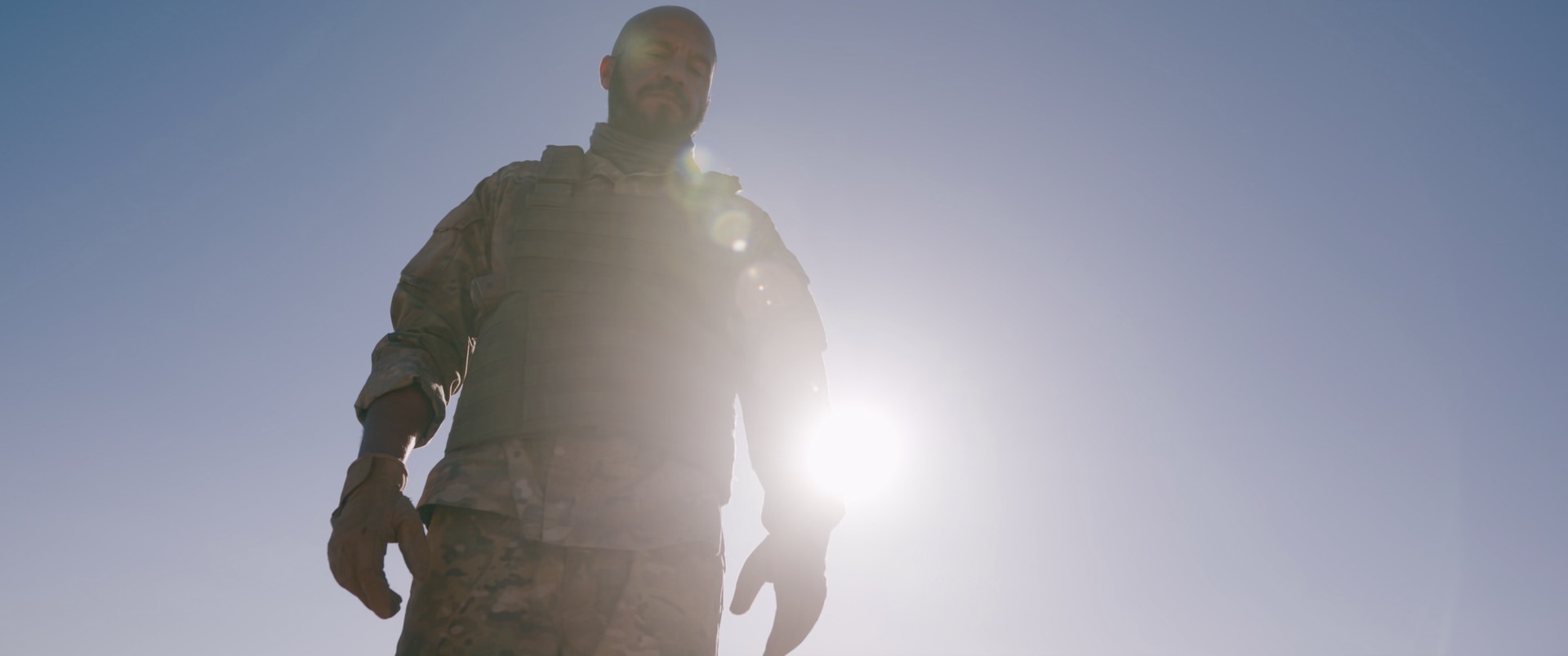 盟约 [简繁英字幕].The.Covenant.2023.BluRay.1080p.TrueHD7.1.x265.10bit-DreamHD 6.79GB-4.png