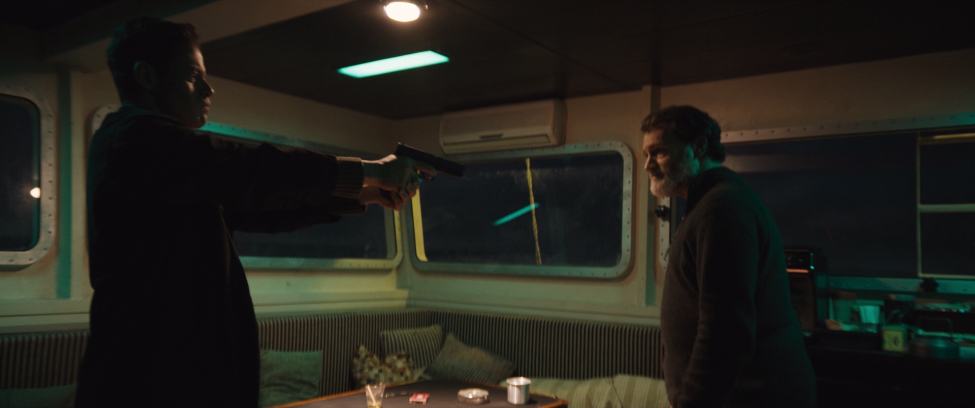 谍网追凶 [国英多音轨/简繁英字幕].The.Amateur.2025.BluRay.1080p.DTS-HDMA7.1.x265.10bit-DreamHD 8.84GB-7.png