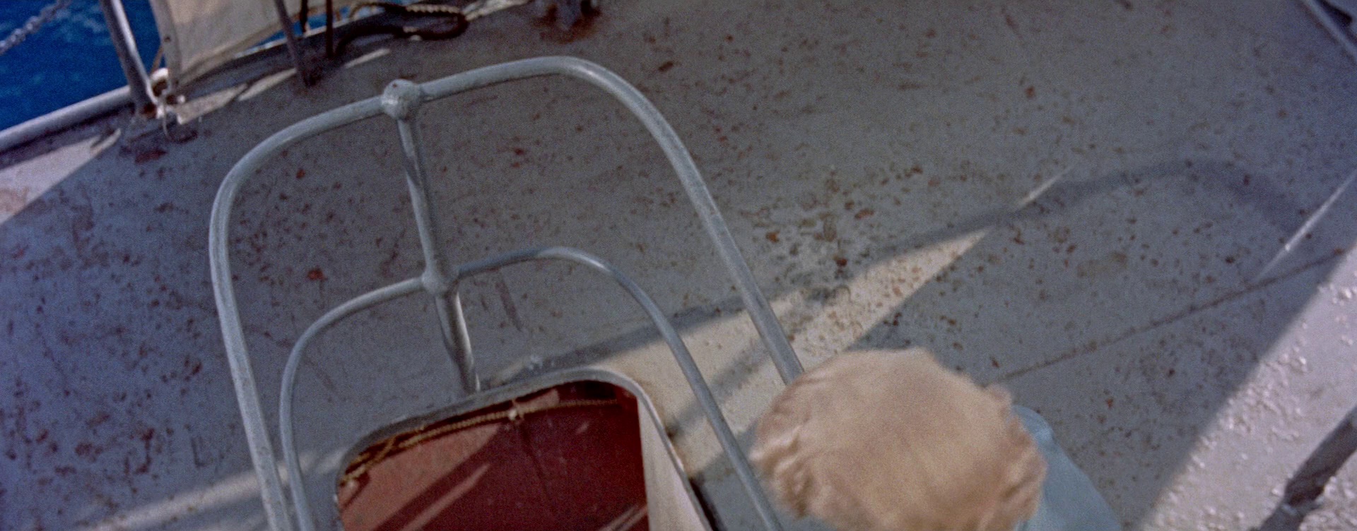 怒海追逐战 [中英字幕].The.Sea.Chase.1955.BluRay.1080p.DTS-HD.MA.2.0.x264-DreamHD 16.01GB-5.png