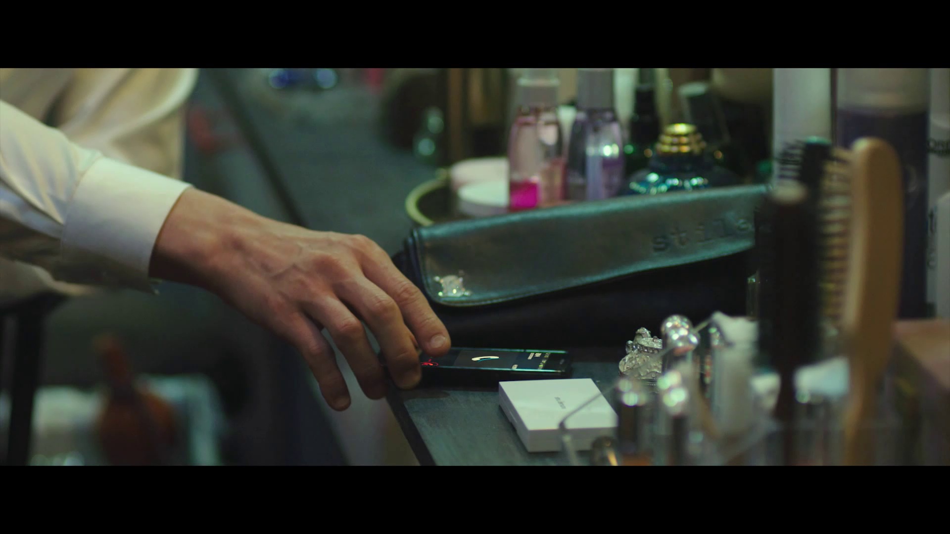 高跟鞋 [中文字幕].Man.on.High.Heels.2014.1080p.CATCHPLAY.WEB-DL.H264.AAC-QuickIO 3.62GB-6.png