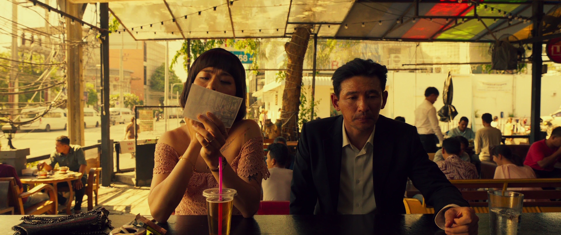 从邪恶中拯救我 [中文字幕].Deliver.Us.From.Evil.2020.GER.BluRay.1080p.DTS-HD.MA5.1.x265.10bit-DreamHD 8.74GB-4.png