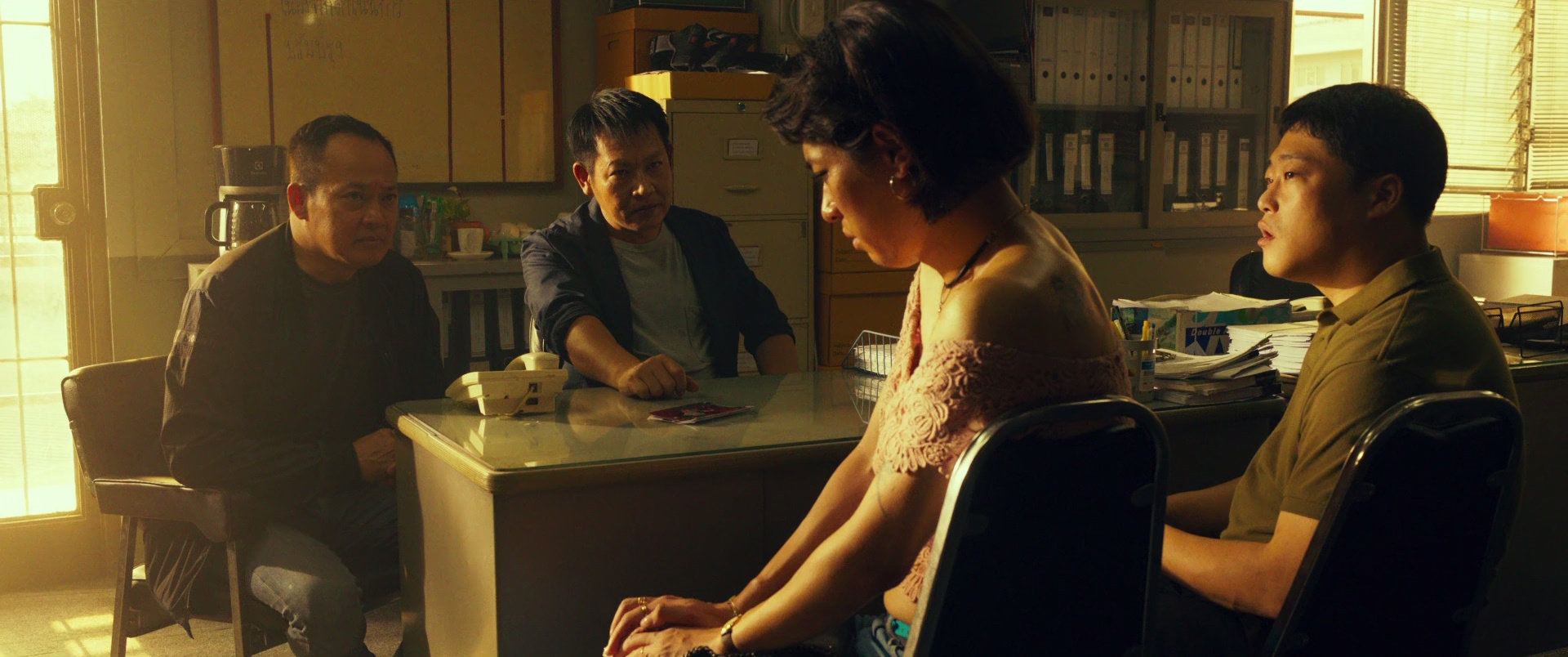 从邪恶中拯救我 [中文字幕].Deliver.Us.From.Evil.2020.GER.BluRay.1080p.DTS-HD.MA5.1.x265.10bit-DreamHD 8.74GB-5.png