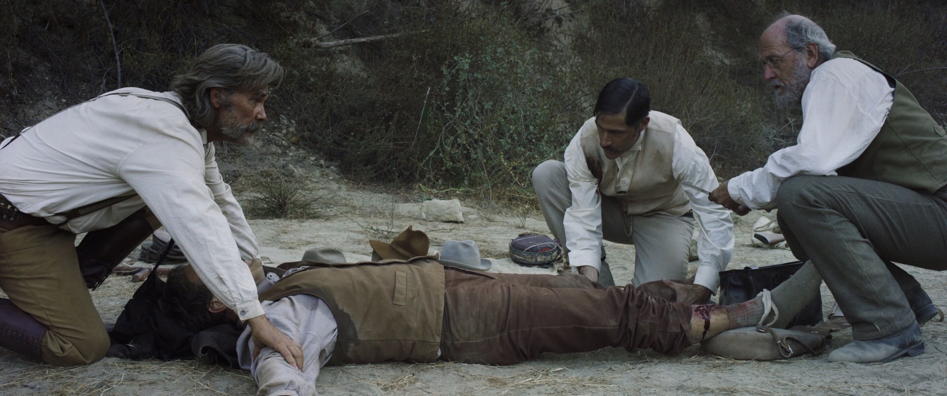 战斧骨 [中文字幕].Bone.Tomahawk.2015.BluRay.1080p.DTS-HD.MA.5.1.x265.10bit-DreamHD 9.26GB-5.png