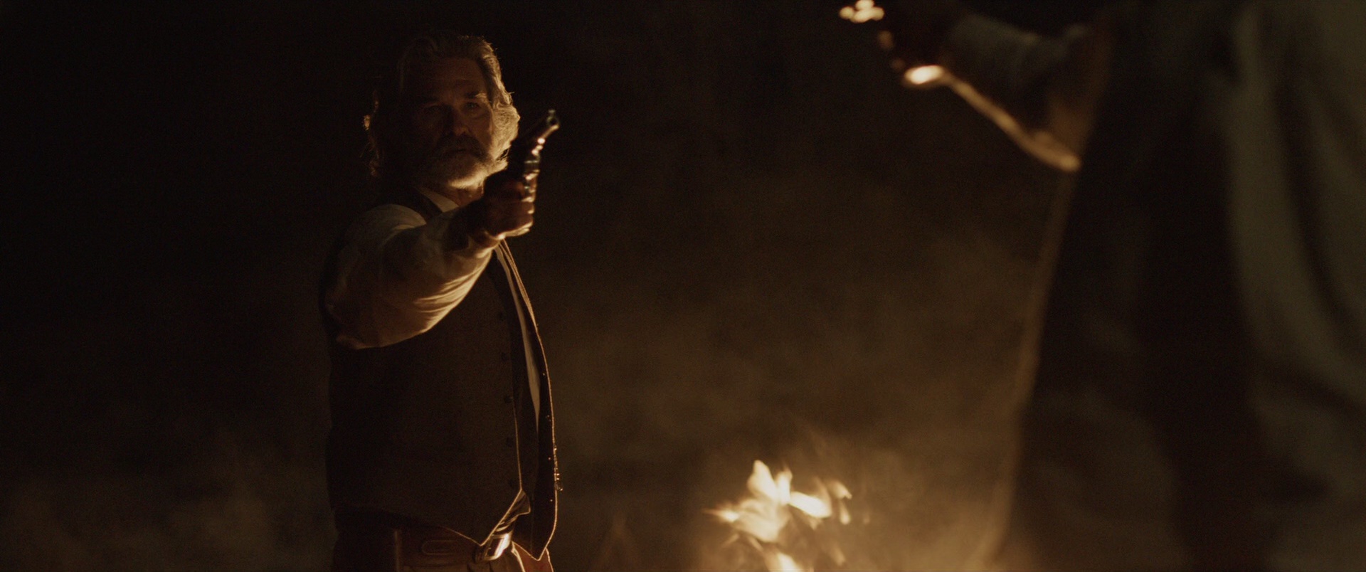 战斧骨 [中文字幕].Bone.Tomahawk.2015.BluRay.1080p.DTS-HD.MA.5.1.x265.10bit-DreamHD 9.26GB-4.png
