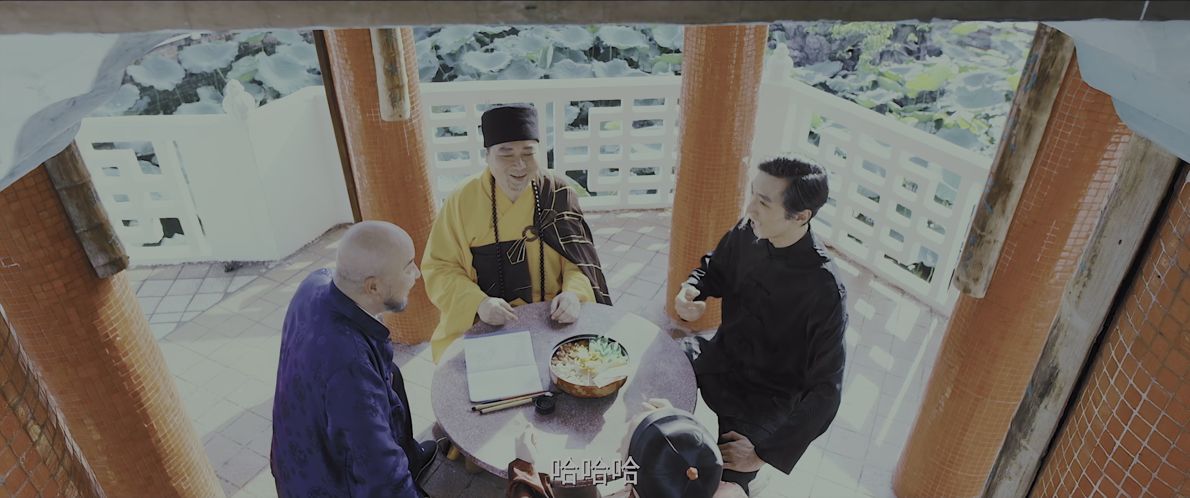 乐救武林 [国粤语配音/中文字幕].Le.Jiu.Wu.Lin.2026.2160p.WEB-DL.H265.HDR.AAC-QuickIO 5.78GB-2.png