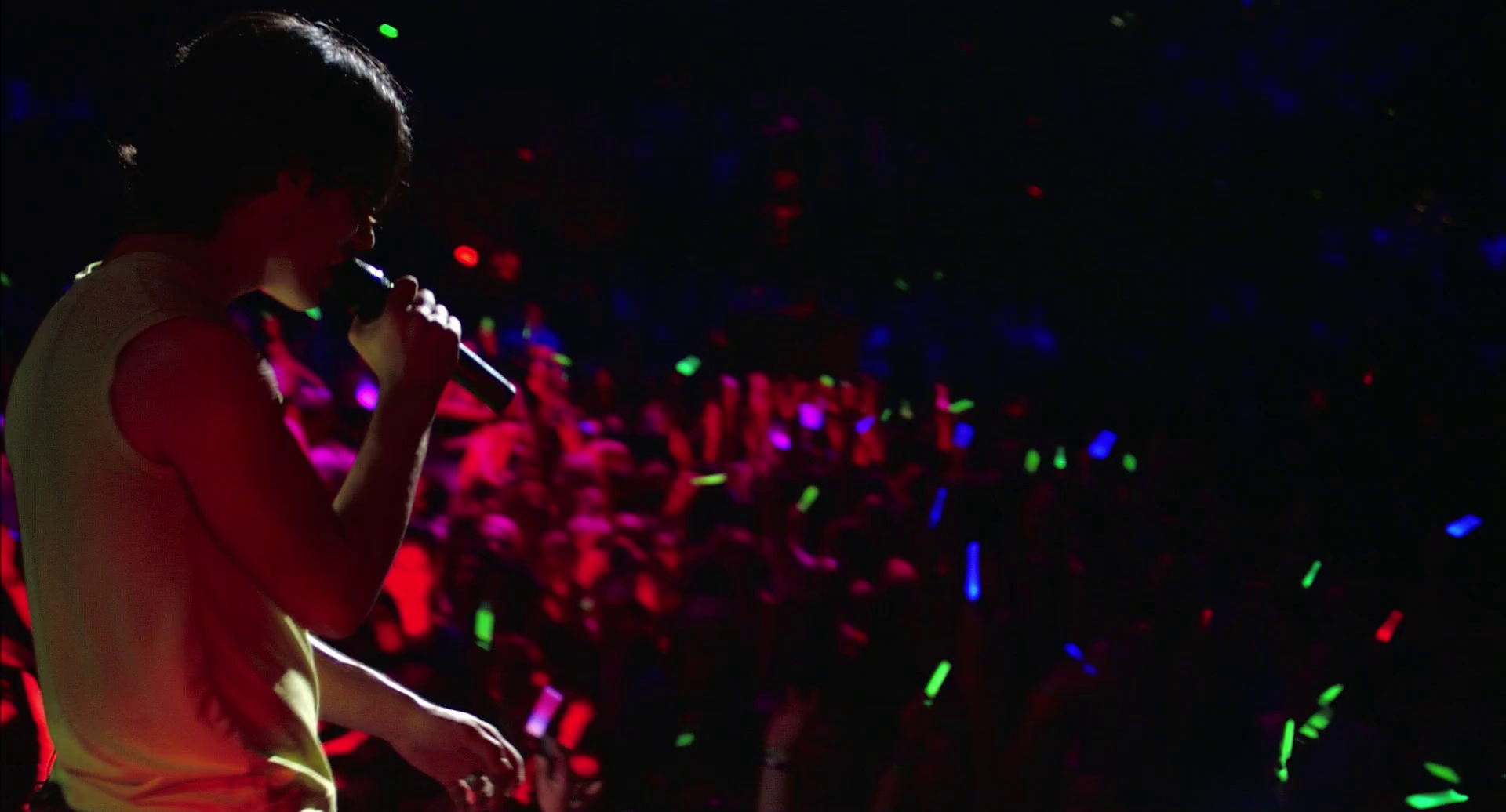 乔纳斯兄弟3D演唱会 [中文字幕].Jonas.Brothers.2009.BluRay.1080p.DTS-HDMA7.1.x264-DreamHD 9.60GB-3.png