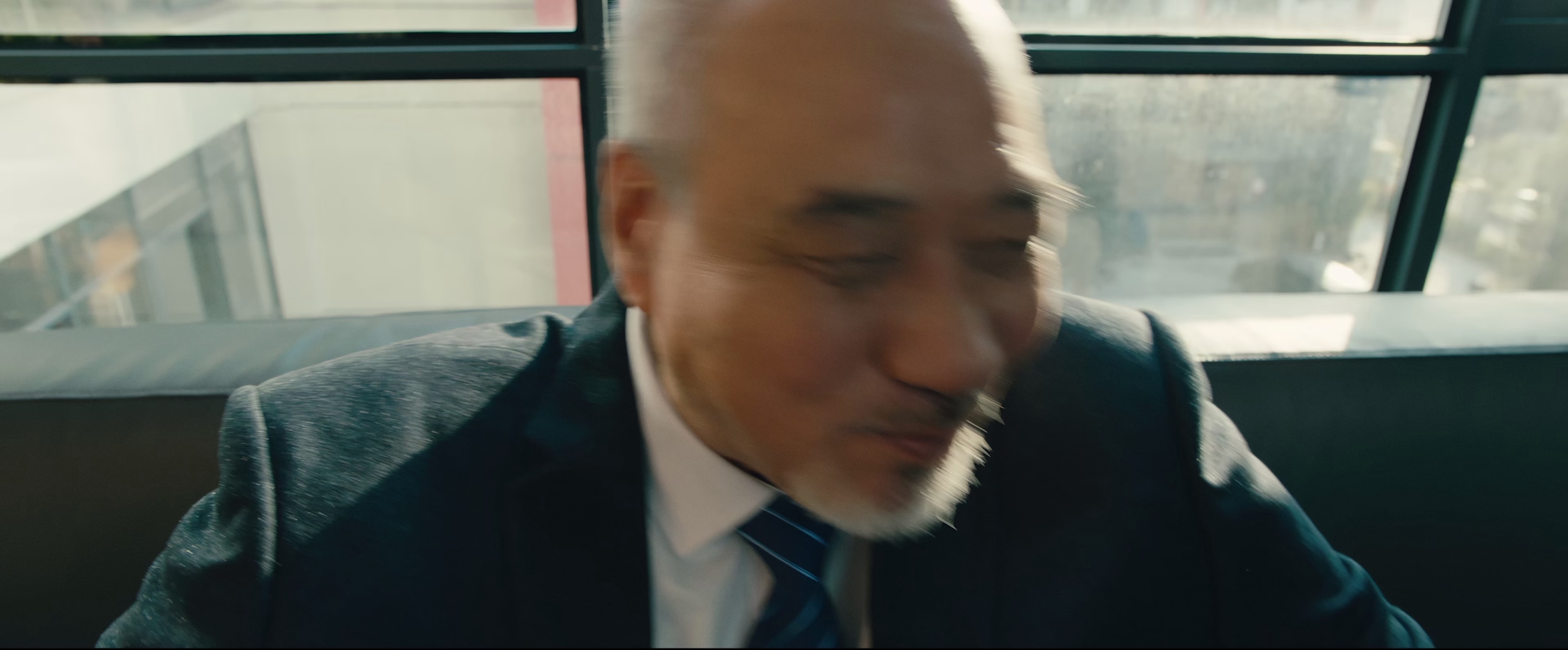 疯狂喜剧人 [高码版][国语配音/中文字幕].The.Crazy.Comedian.2026.2160p.WEB-DL.H265.HQ.AAC-PandaQT 8.05GB-6.png