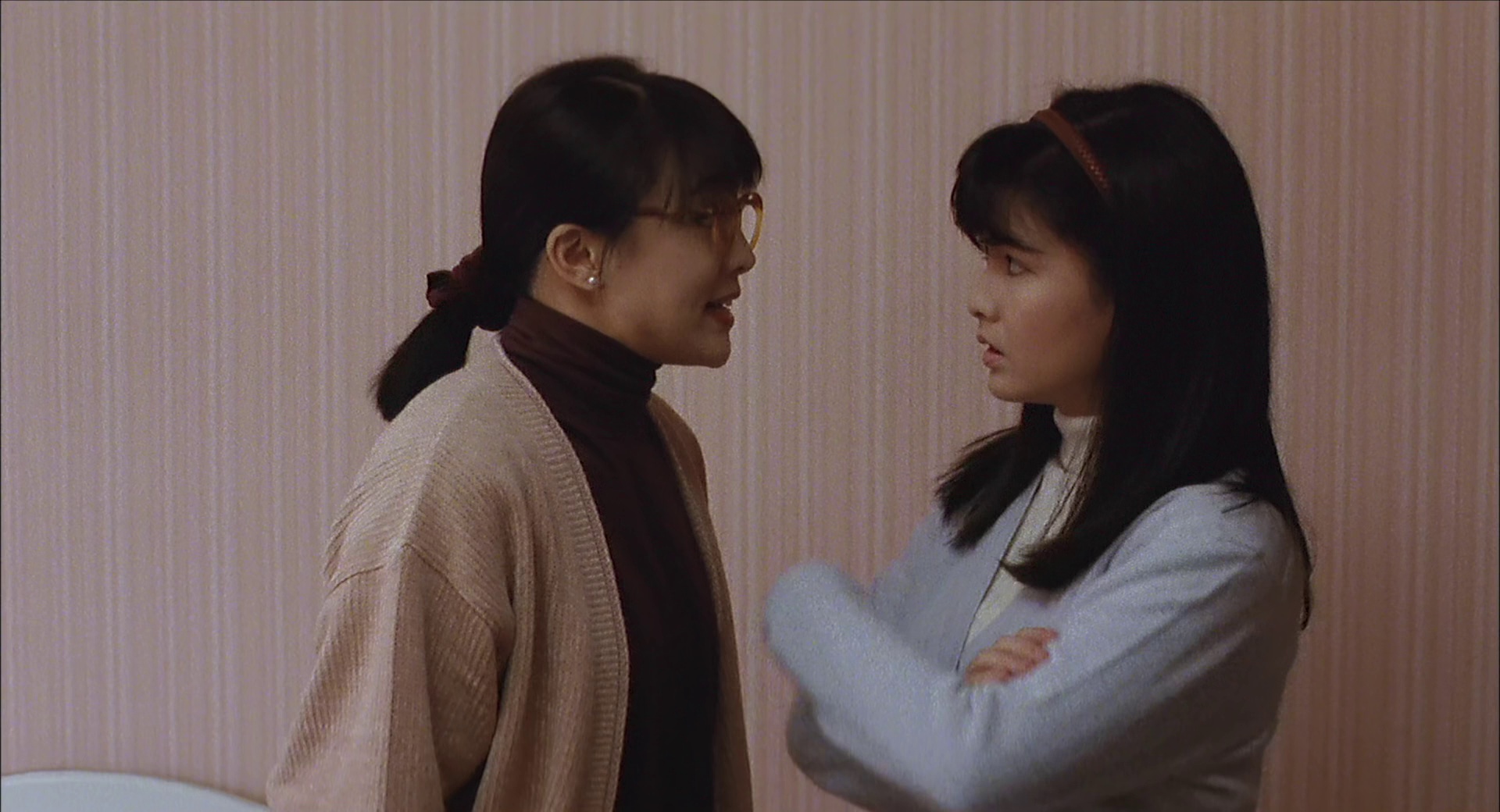 三人新世界 [国语配音/中文字幕].Heart.Into.Hearts.1990.Bluray.1080p.TrueHD5.1.x264-DreamHD 13.69GB-7.png