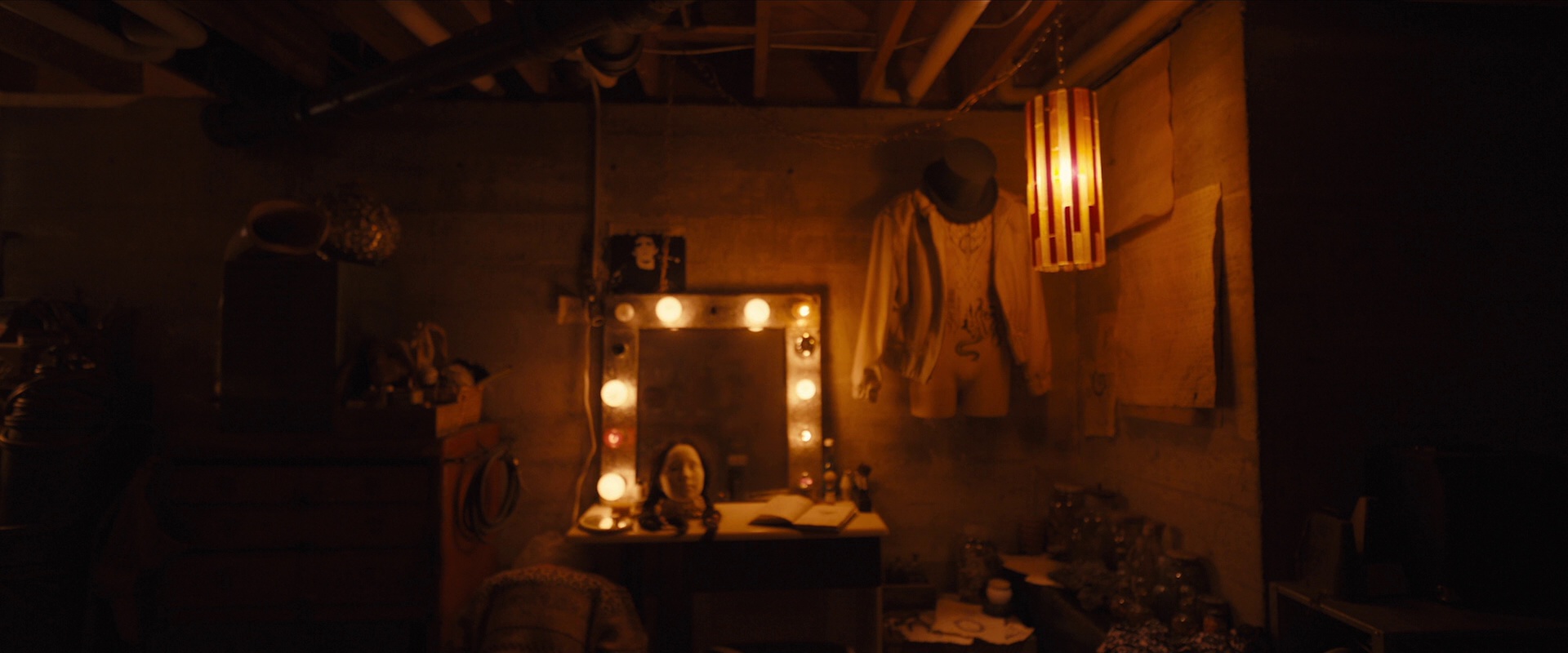 长腿 [简繁英字幕].Longlegs.2024.Bluray.1080p.DTS-HDMA5.1.x264-DreamHD 11.64GB-7.png