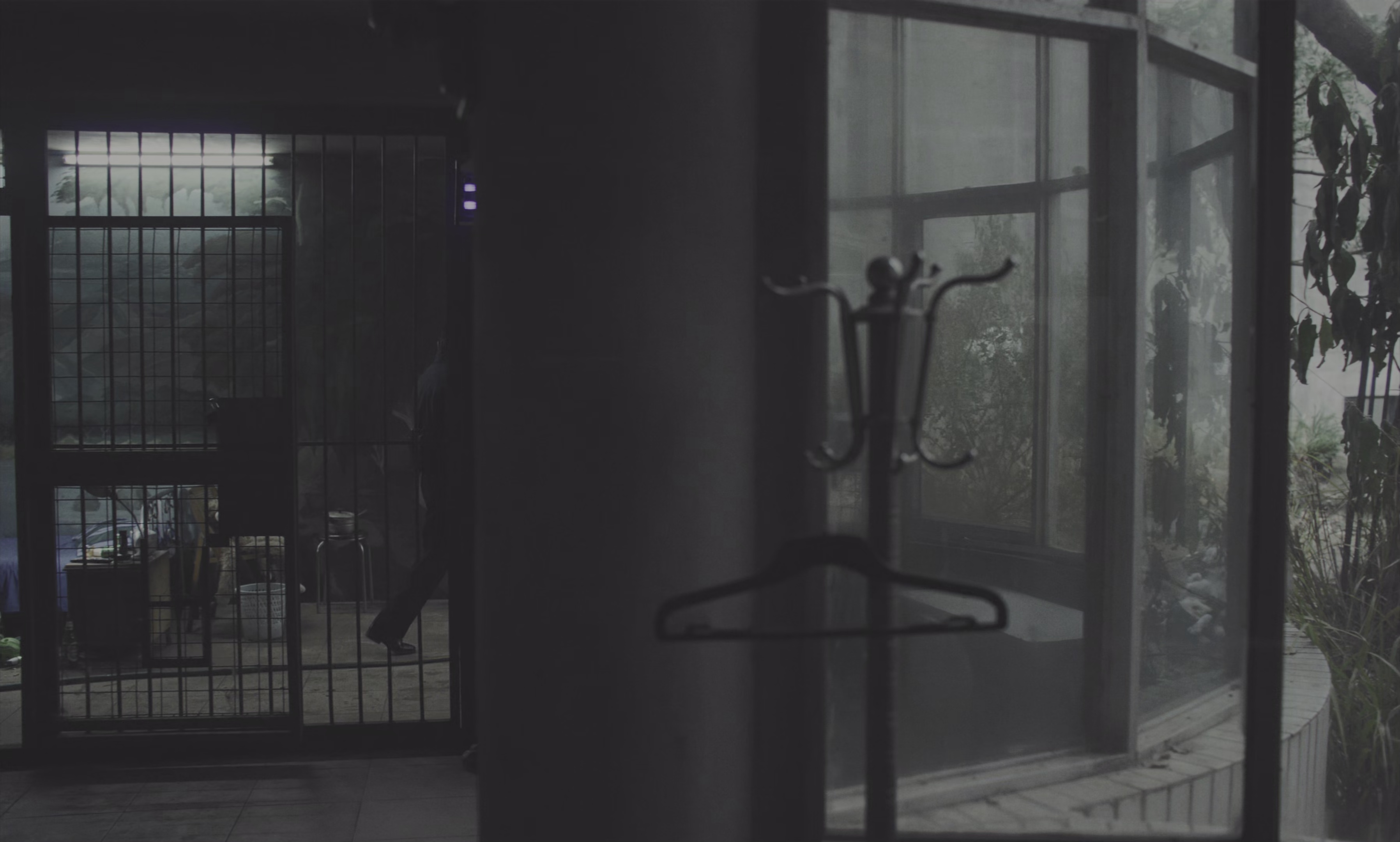 长夜将尽 [国语配音/中文字幕].Wild.Nights.Tamed.Beasts.2026.1080p.WEB-DL.H265.DDP-DreamHD 5.08GB-6.png