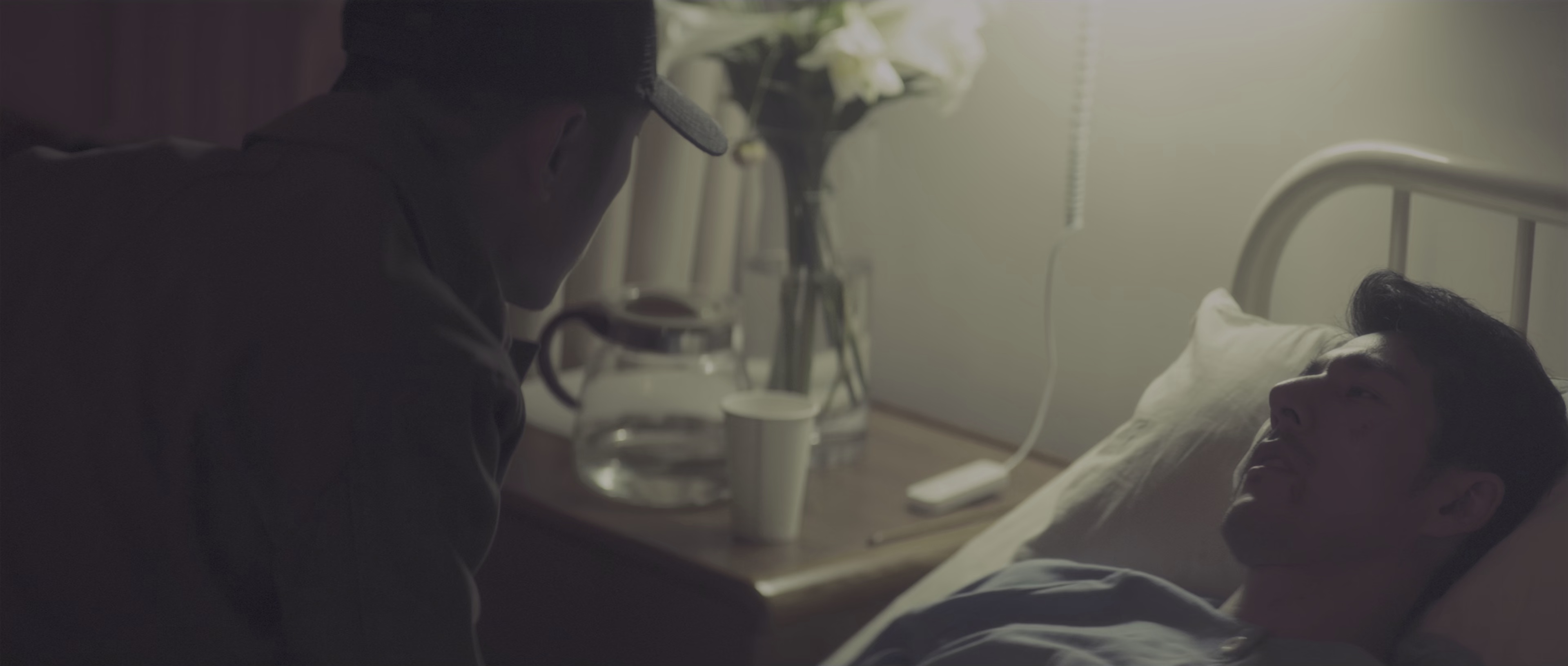 夜·守 [国语配音/中文字幕].Night.Watch.2021.2160p.WEB-DL.H265.HDR.DDP5.1-PandaQT 6.39GB-5.png