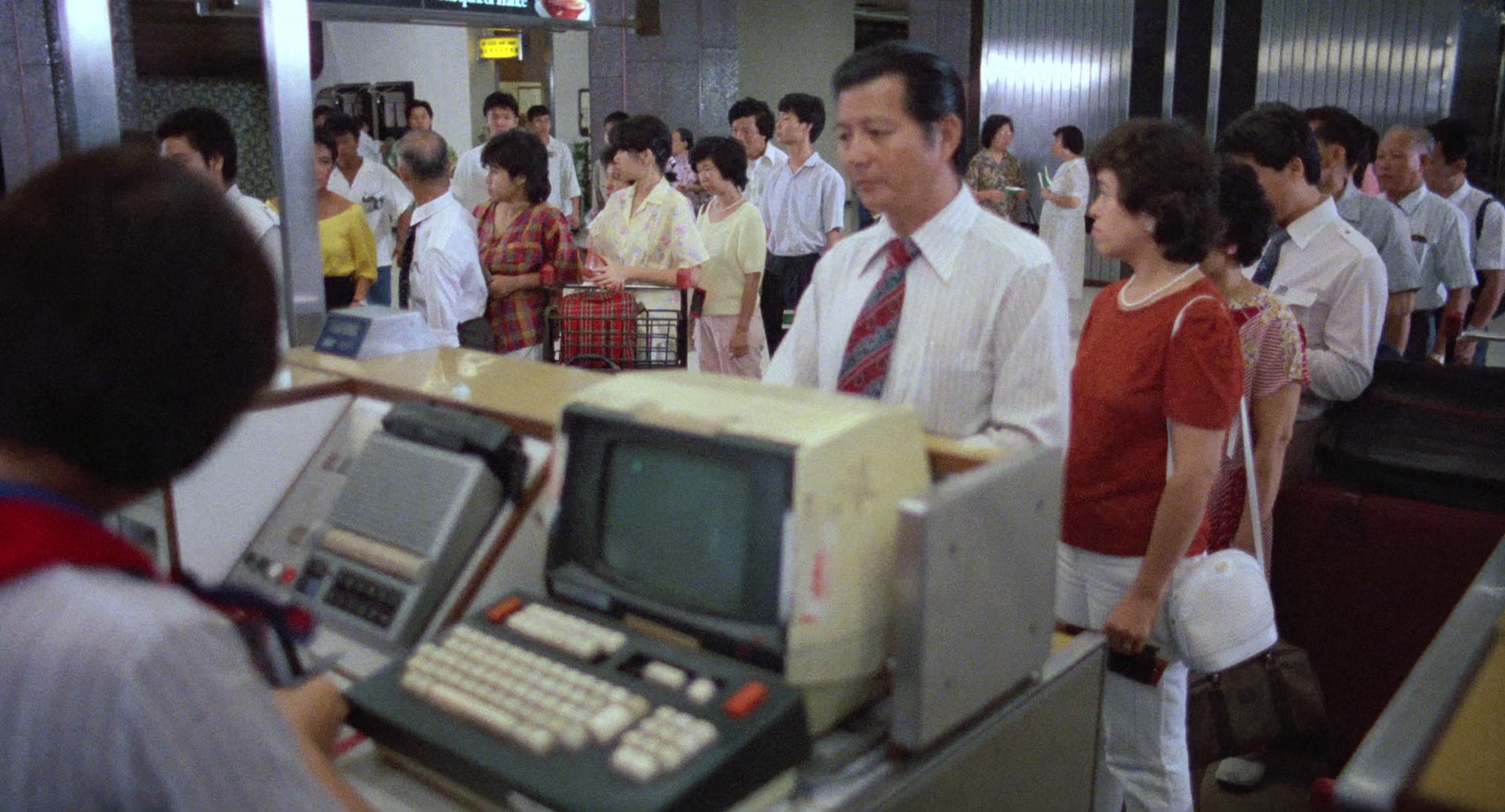 皇家师姐 [国粤多音轨/中文字幕].Yes,Madam!.1985.1080p.BluRay.x265.10bit.DD5.1-ParkHD 6.70GB-3.png