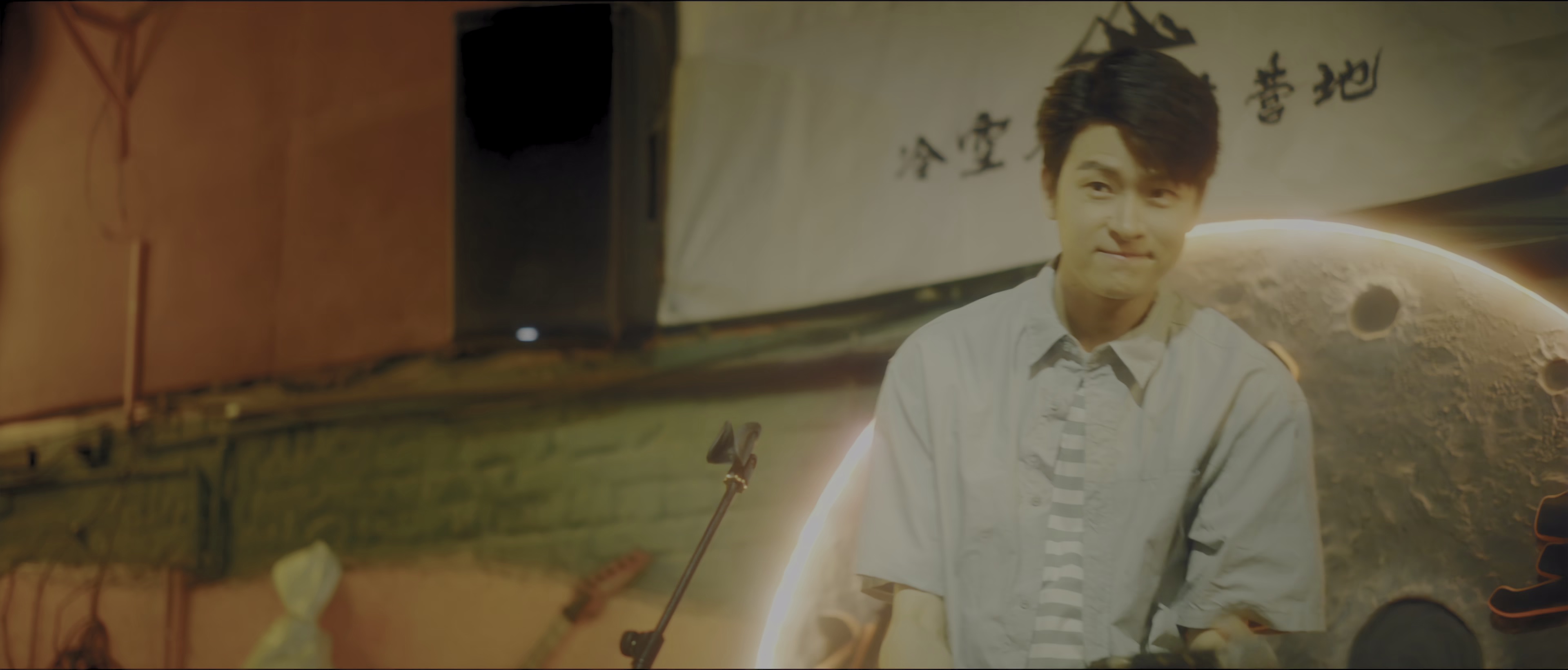 宠它 [国语配音/中文字幕].Pet.It.2026.2160p.WEB-DL.H265.HDR.DDP5.1-QuickIO 4.14GB-7.png