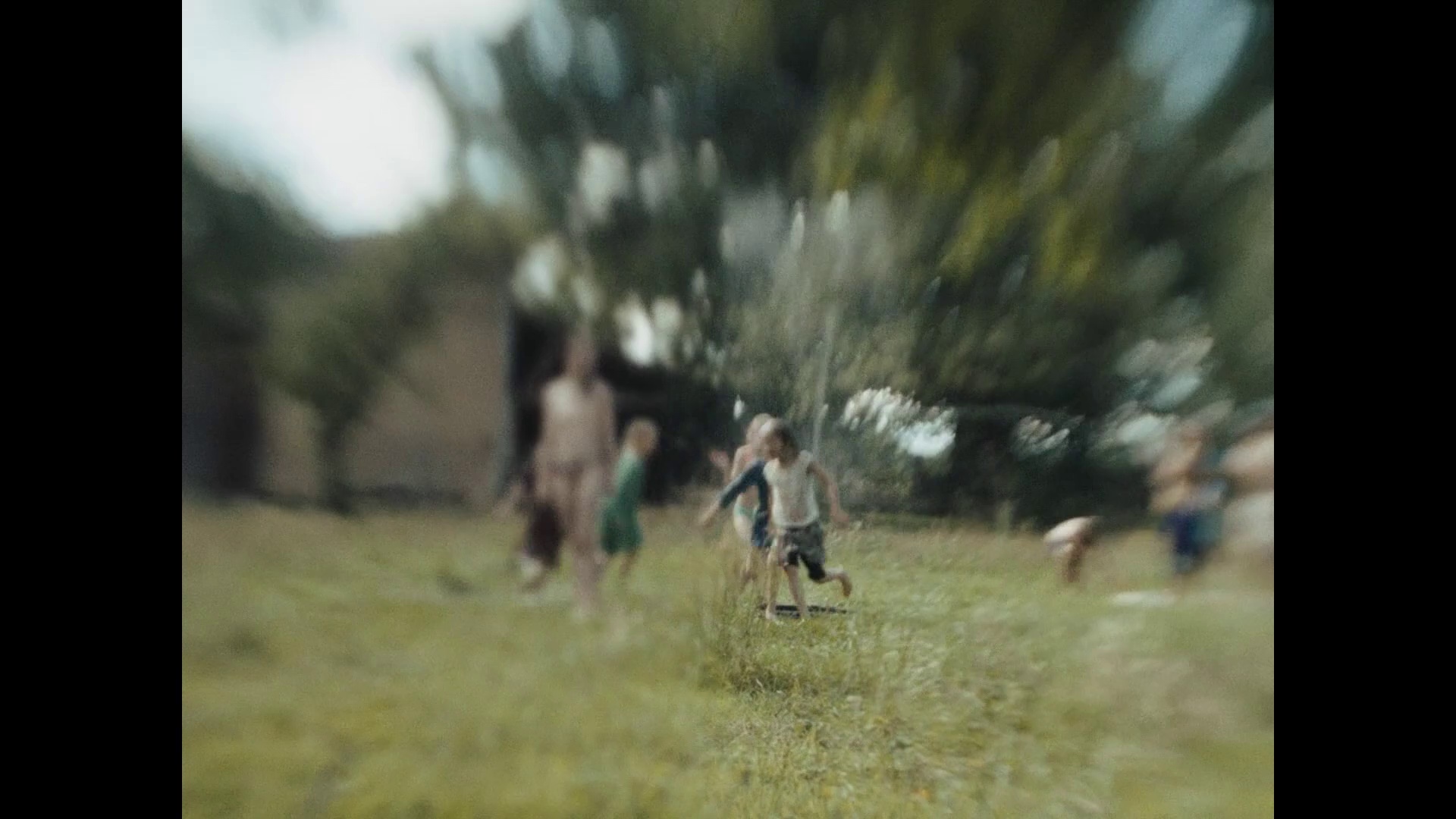 望向太阳 [中文字幕].Sound.of.Falling.2026.1080p.HamiVideo.WEB-DL.AAC2.0.H.264-DreamHD 8.64GB-7.png