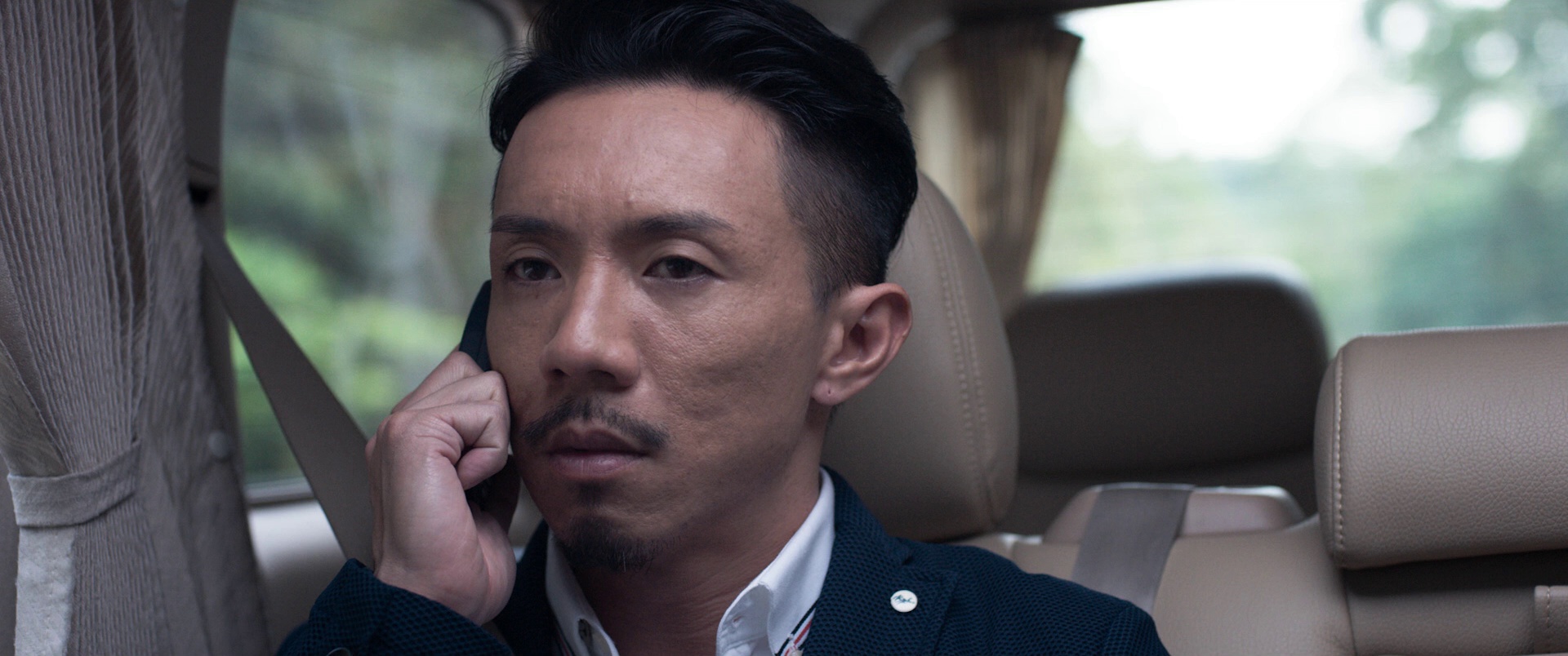 古宅 [粤英多音轨/中文字幕].The.Lingering.2018.BluRay.1080p.AC3.2Audio.x264-DreamHD 7.33GB-4.png